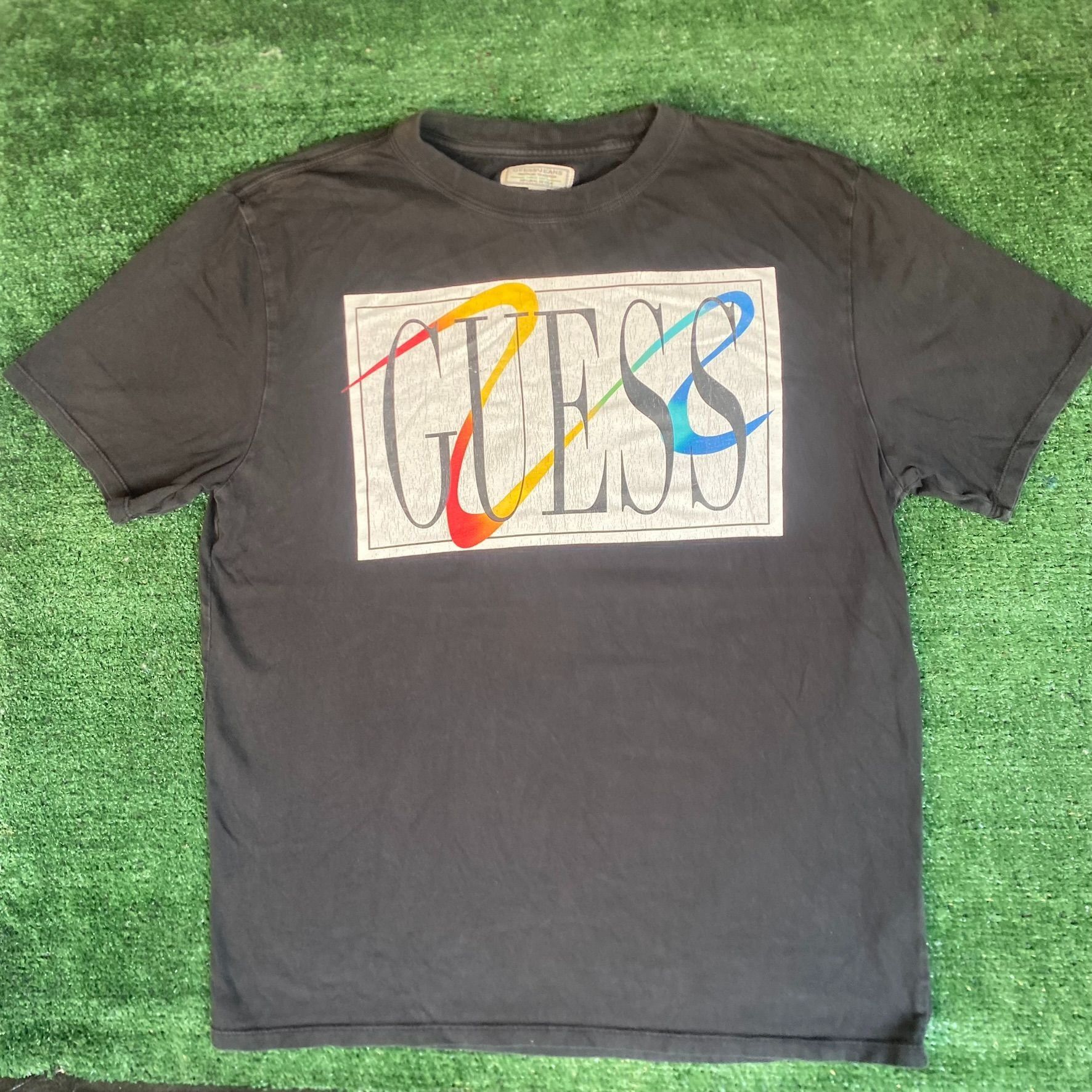 Guess Vintage 90s Guess Jeans Shirt Black Rainbow Box Logo Tee Size US M / EU 48-50 / 2 - 1 Thumbnail