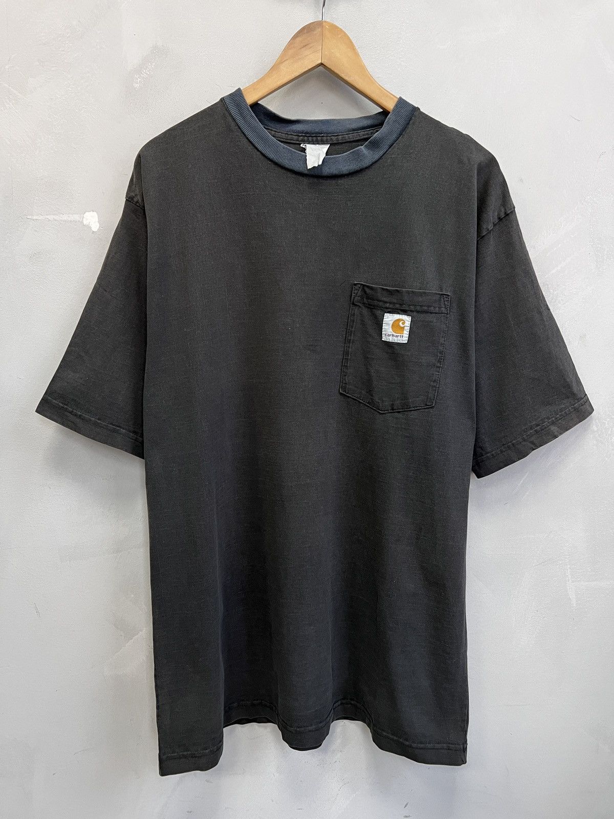 Carhartt Carhartt black t-shirt sun faded boxy kanye west tee Size US L / EU 52-54 / 3 - 1 Thumbnail