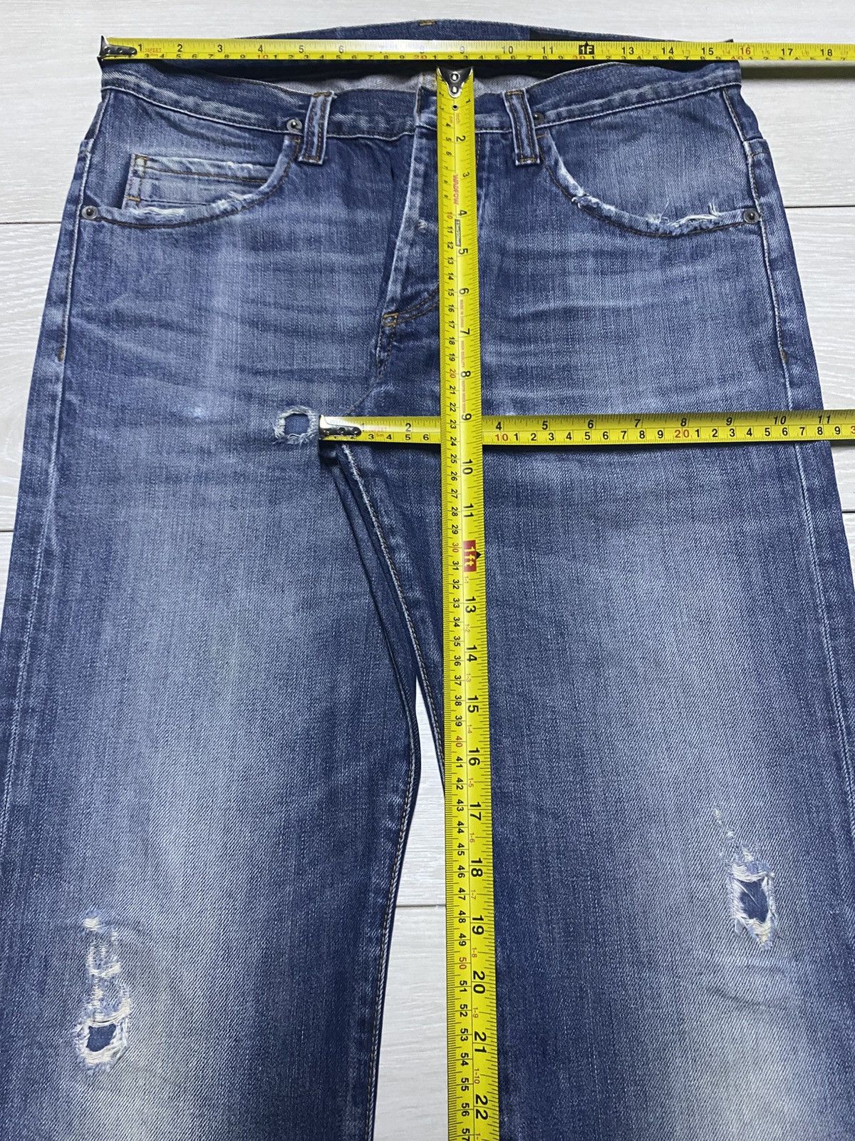 Ring Milano Vintage Ring Milano Blue Wash Distressed Skinny Jeans Size US 31 - 17 Thumbnail