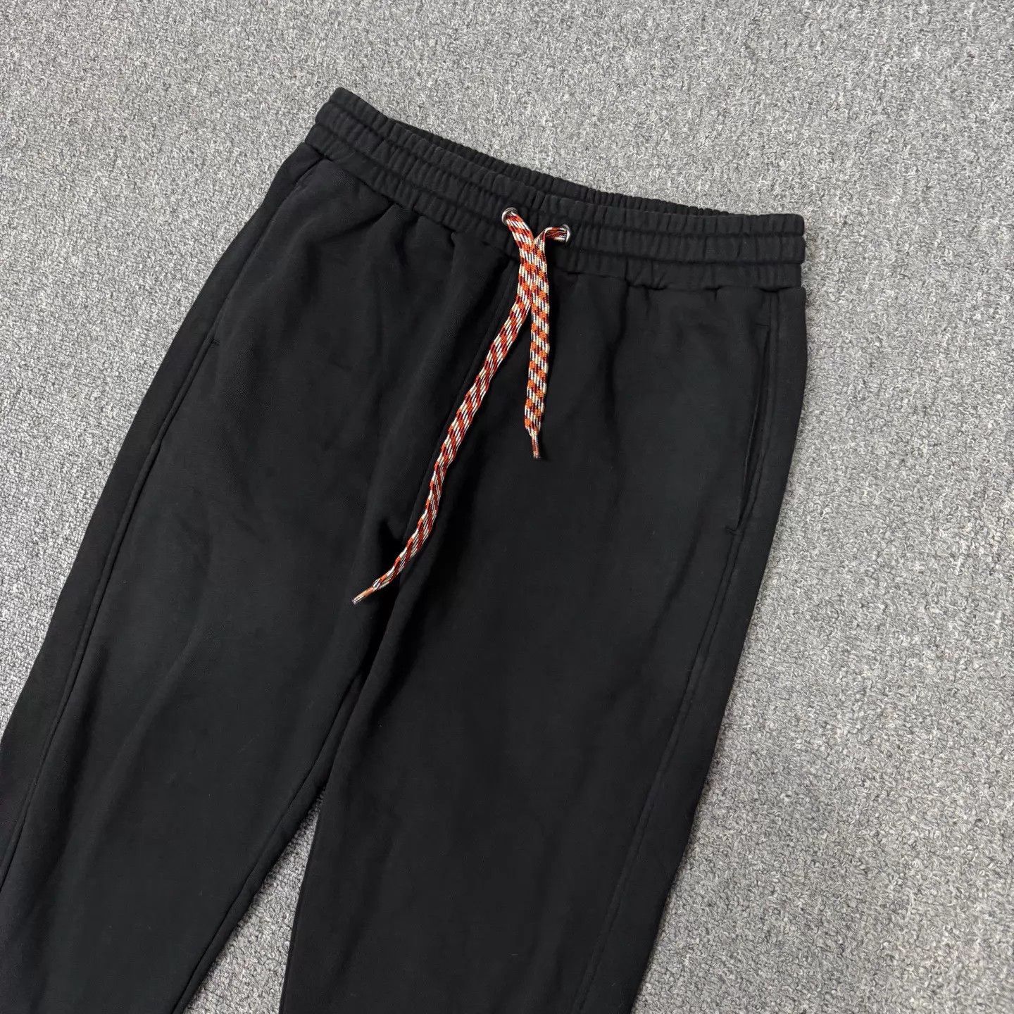 Burberry Burberry Black Back Slogan Logo Casual Pants M 95 New Size US 32 / EU 48 - 3 Thumbnail