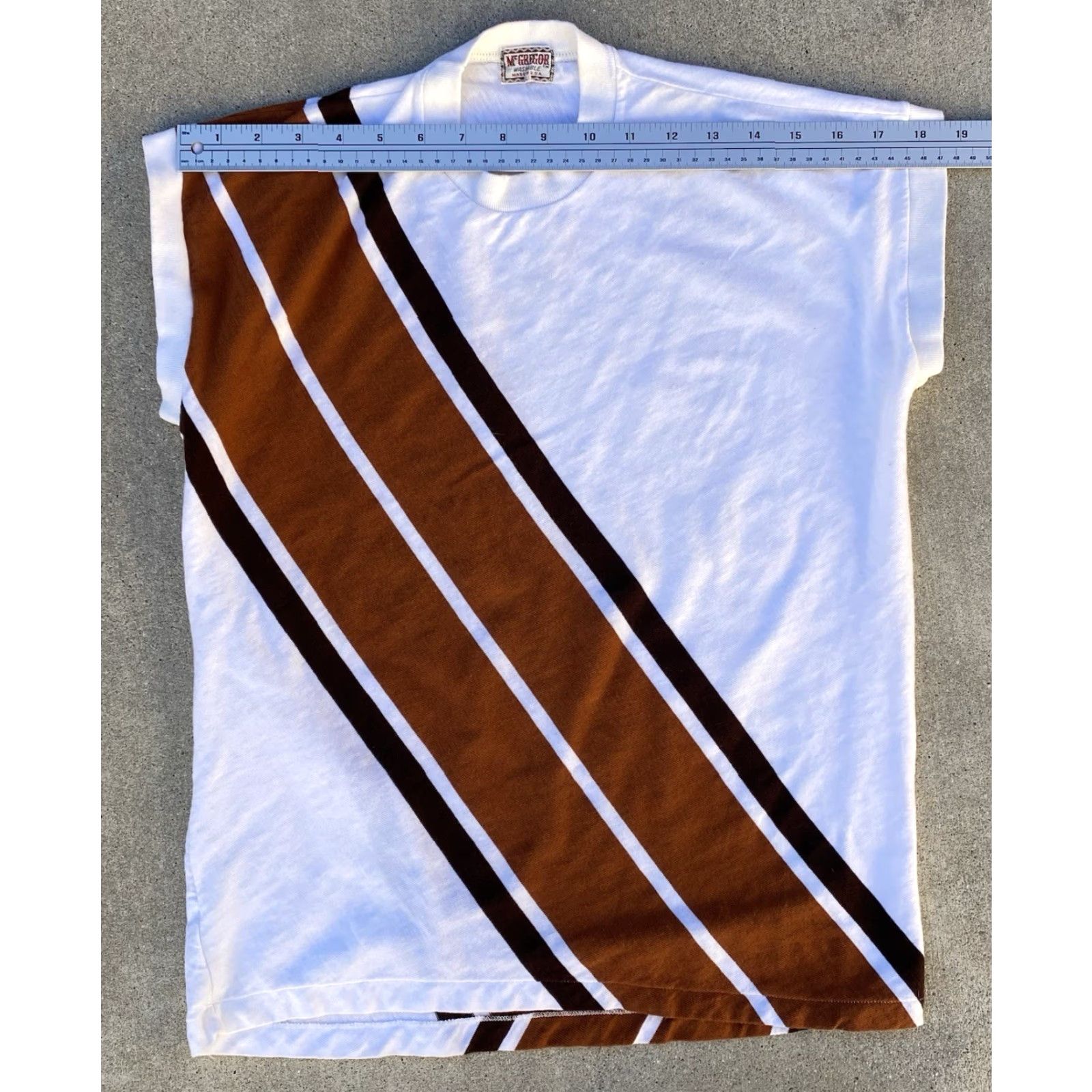 McGregor VINTAGE McGregor T-Shirt Diagonal Stripe Sleeveless Crew Neck Mens L Made In USA 1960s Retro Sports Size US L / EU 52-54 / 3 - 6 Thumbnail