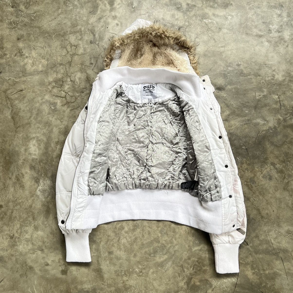 Hysteric Glamour 2000s SWS Hysteric Glamour Style Fur Hoodie Puffer Jacket Size S / US 4 / IT 40 - 2 Thumbnail