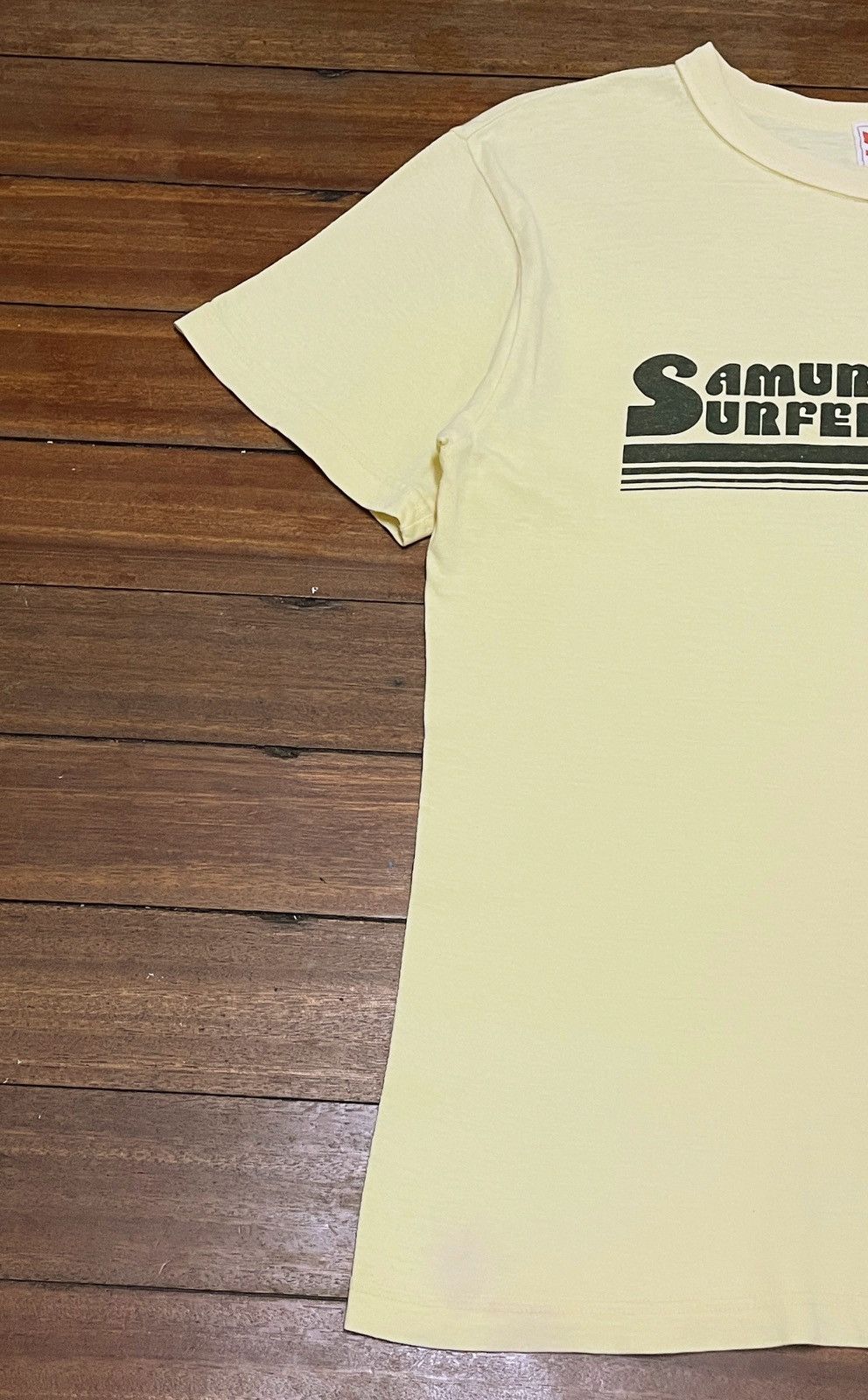 Japanese Brand × Samurai Jeans Rare Vintage Japanese Brand Samurai Surfers T-shirt 2000s Size US L / EU 52-54 / 3 - 5 Thumbnail