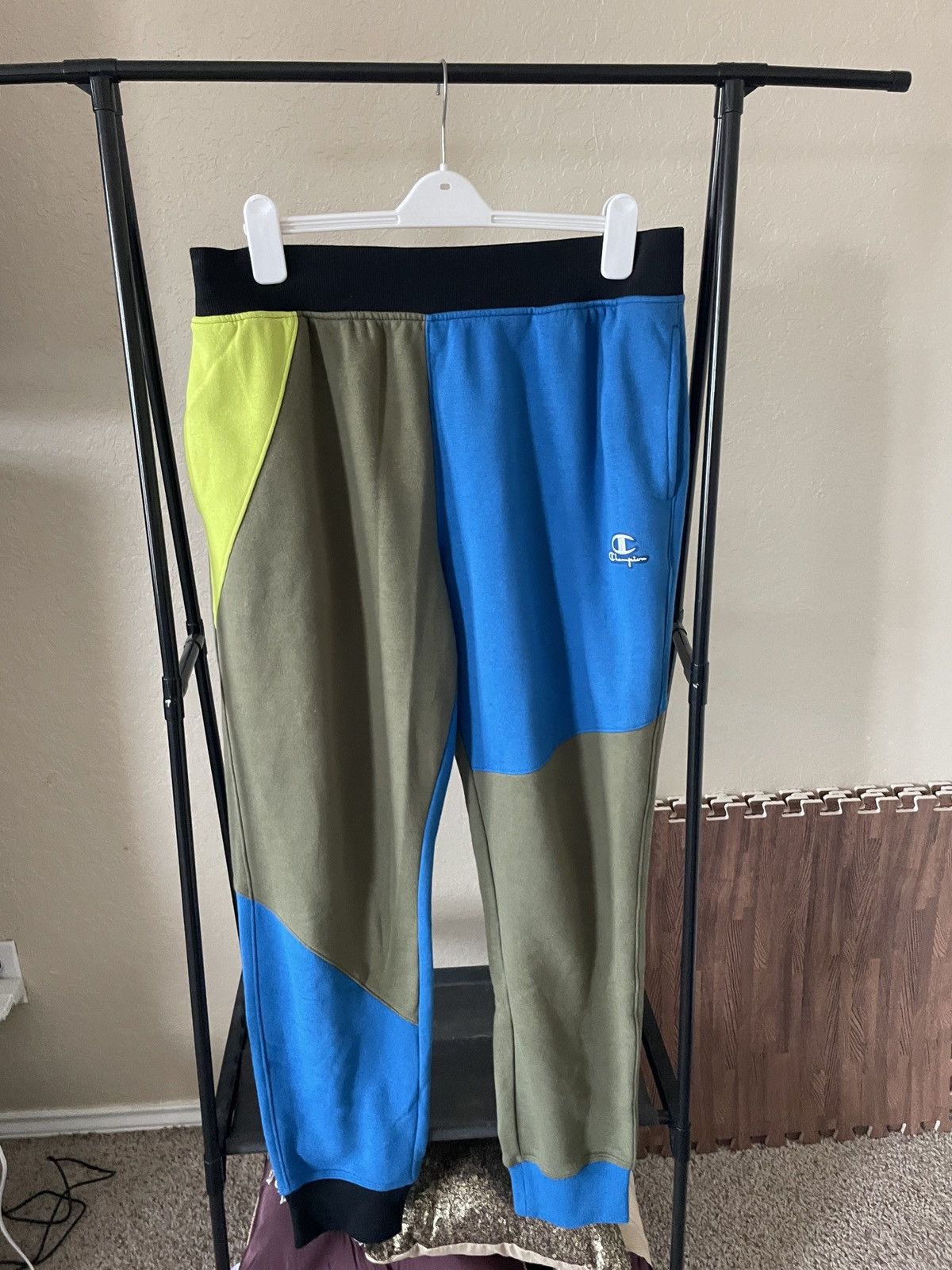 Champion Classic Fleece Color Block joggers Size US 34 / EU 50 - 1 Thumbnail