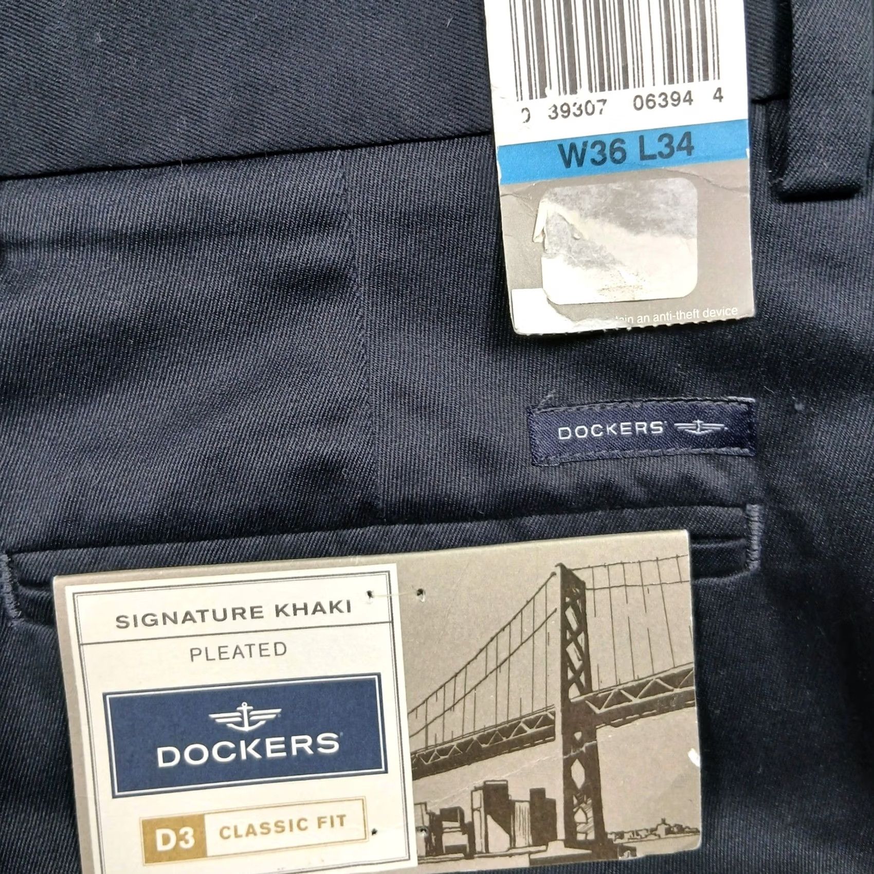 Dockers Dockers D3 Classic Fit Pleated Khaki Pants Men 36x34 Navy NWT Size US 36 / EU 52 - 3 Thumbnail