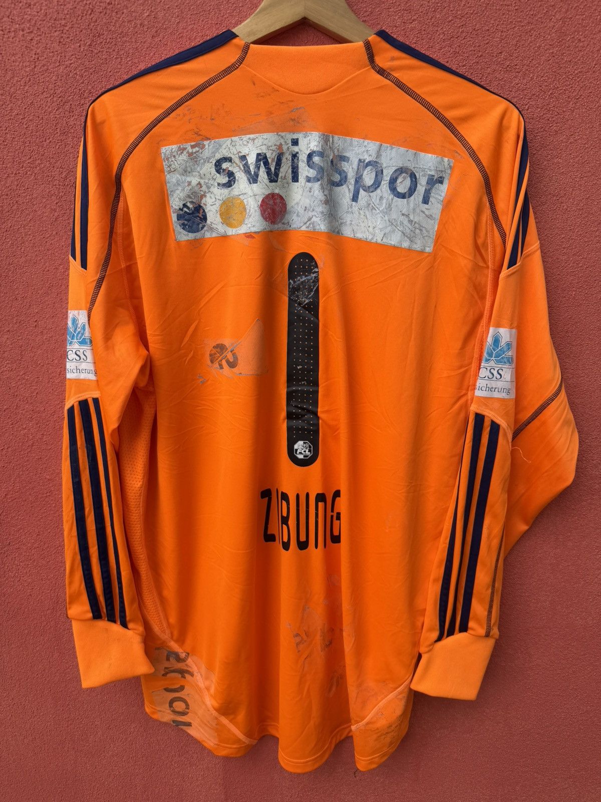 Adidas Goalkeeper FC Luzern x Number 1 x Zibung Size US L / EU 52-54 / 3 - 8 Thumbnail