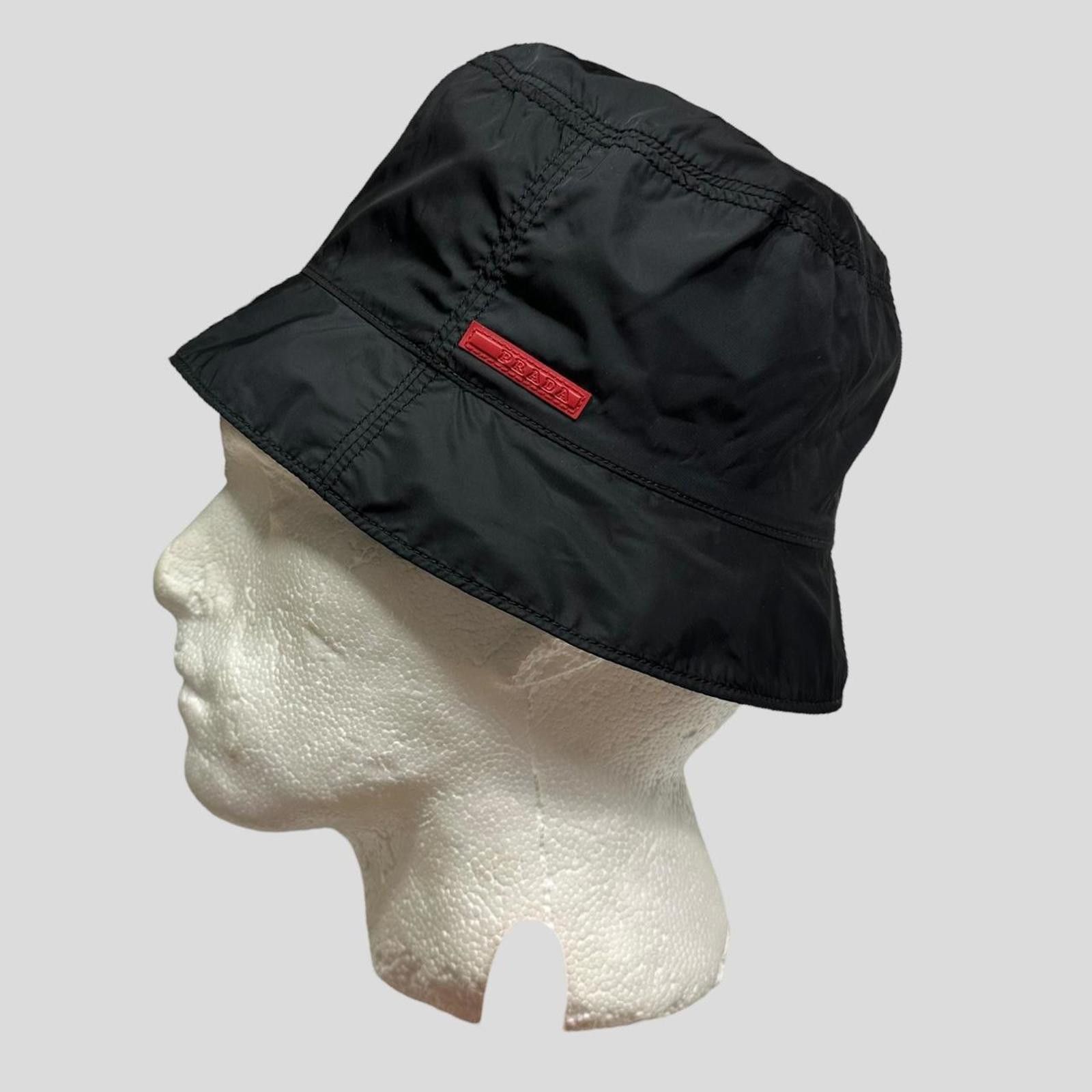 prada sports 00s nylon cap プラダスポーツ Prada Sport 2000s Black Nylon Fleece Lined Cap - Ākaibu Store