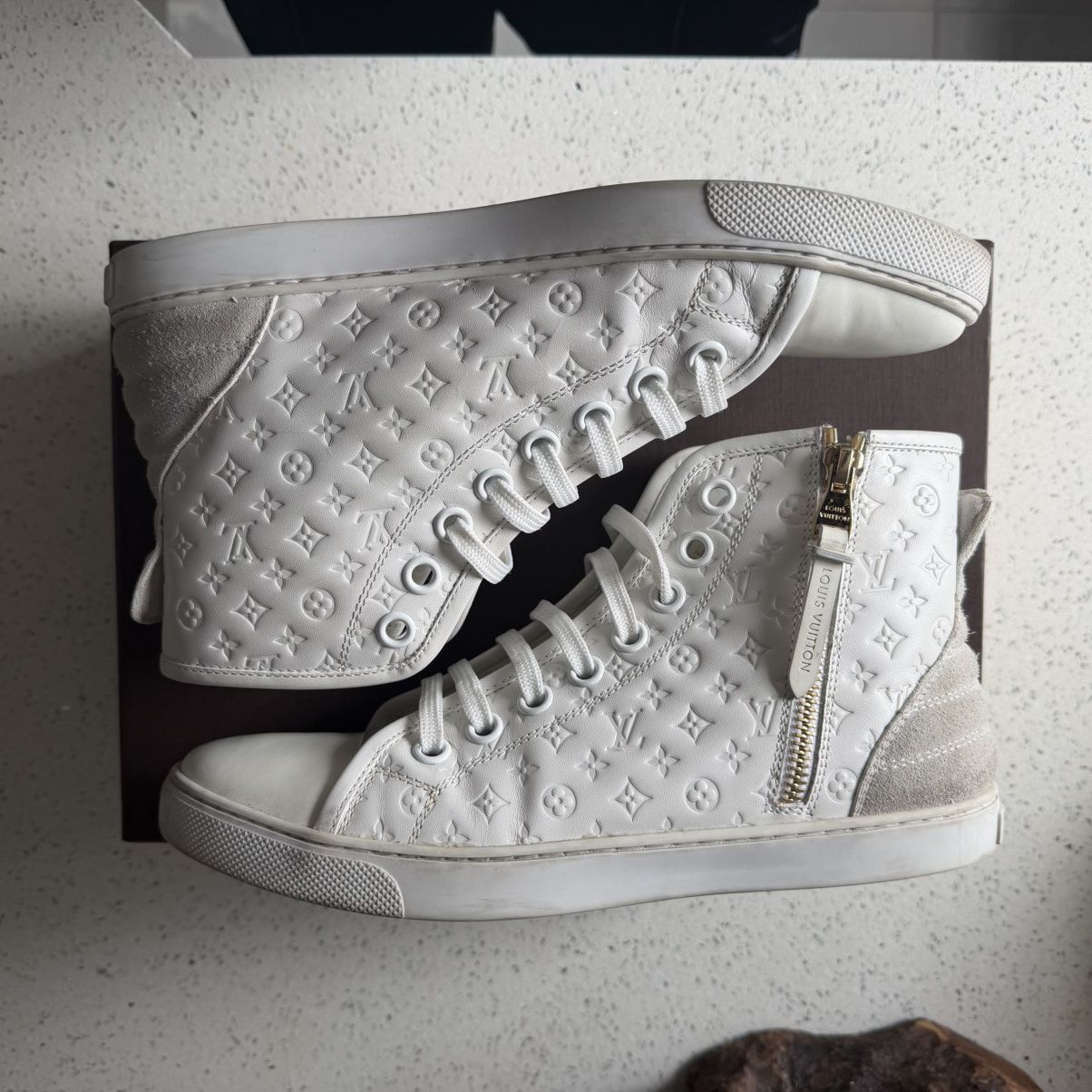 Louis Vuitton Louis Vuitton White Hi-Top Monogram Sneakers / Made in Italy Size US 7.5 / IT 37.5 - 1 Thumbnail