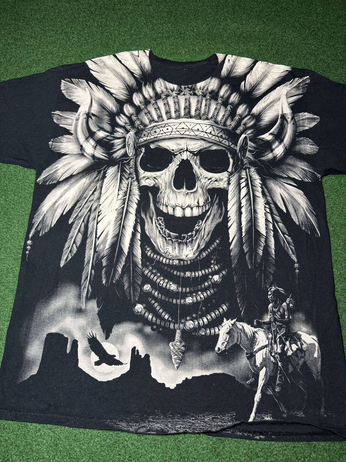 Liquid Blue Native American Comanche Skull Affliction Y2K XL T Shirt Size US XL / EU 56 / 4 - 2 Thumbnail