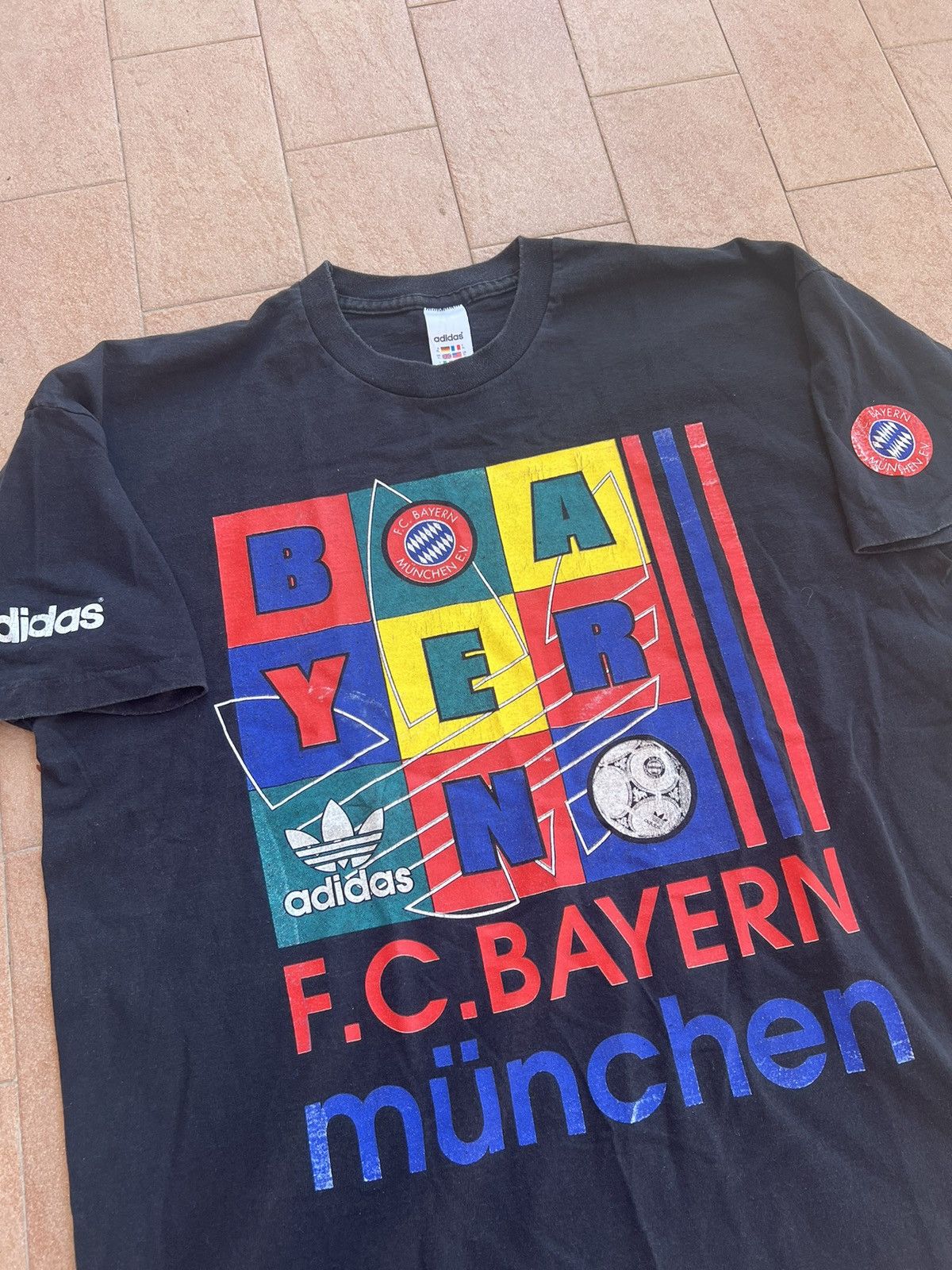 Adidas × Vintage Vtg. Adidas FC Bayern Munchen Tee Size US XL / EU 56 / 4 - 2 Thumbnail