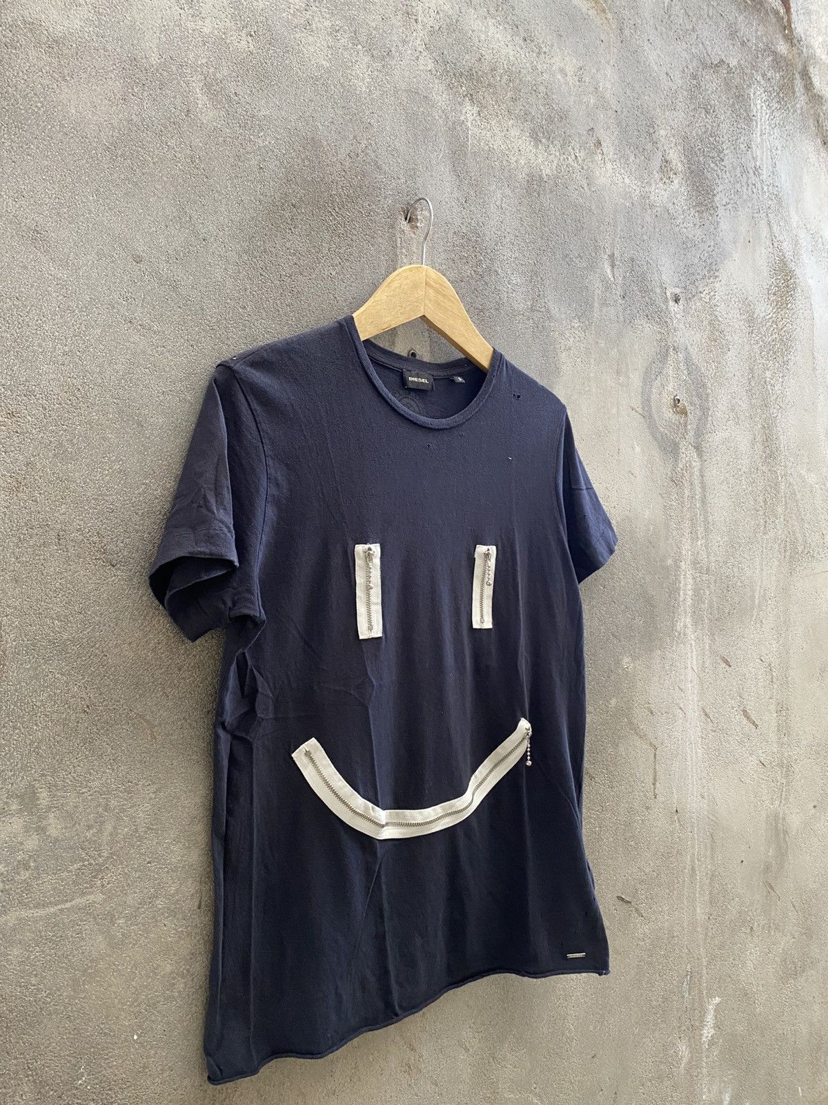 Diesel 💸BINDINGOFFER💸Vintage Diesel retslteing smile Size US S / EU 44-46 / 1 - 2 Thumbnail