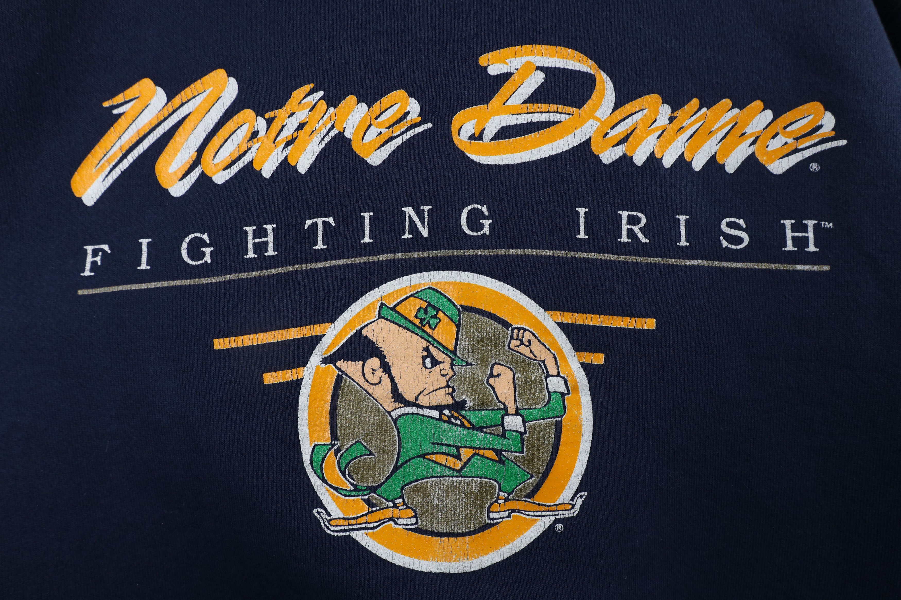 Vintage Vintage 90s Spell Out Notre Dame University Sweatshirt USA Size US L / EU 52-54 / 3 - 4 Thumbnail
