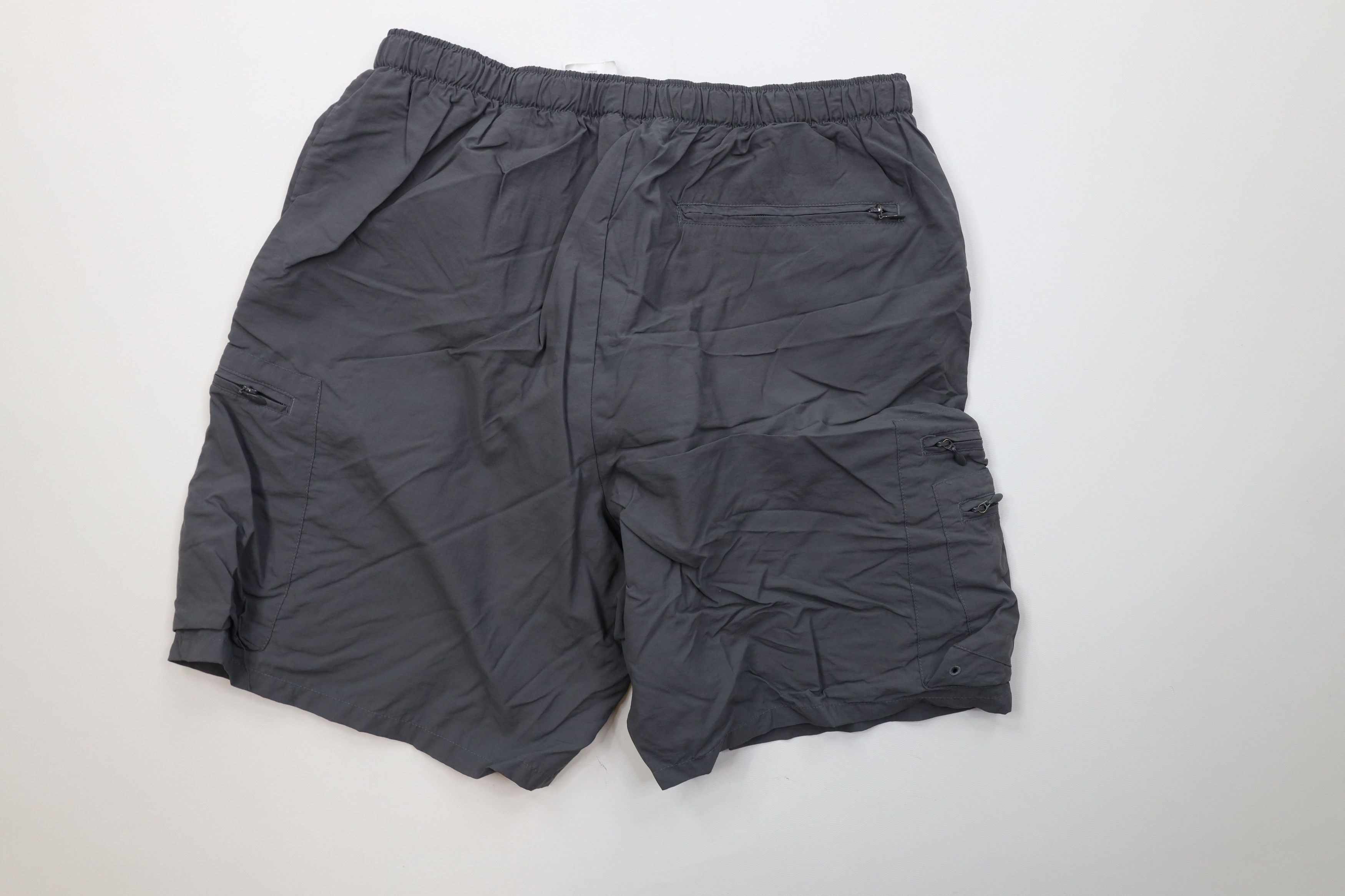 Columbia Vintage Y2K Columbia Lined Above Knee Cargo Shorts Gray Size US 32 / EU 48 - 8 Thumbnail