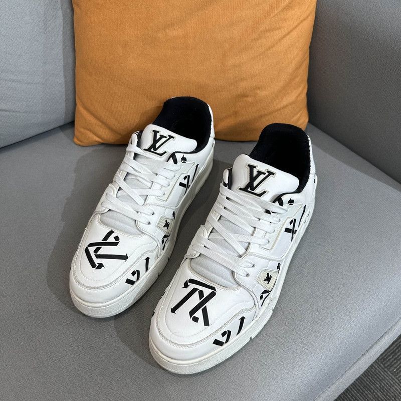 Louis Vuitton Louis Vuitton Trainer Low-Top Fashion Sneakers -2508 Size US 8.5 / EU 41-42 - 1 Thumbnail