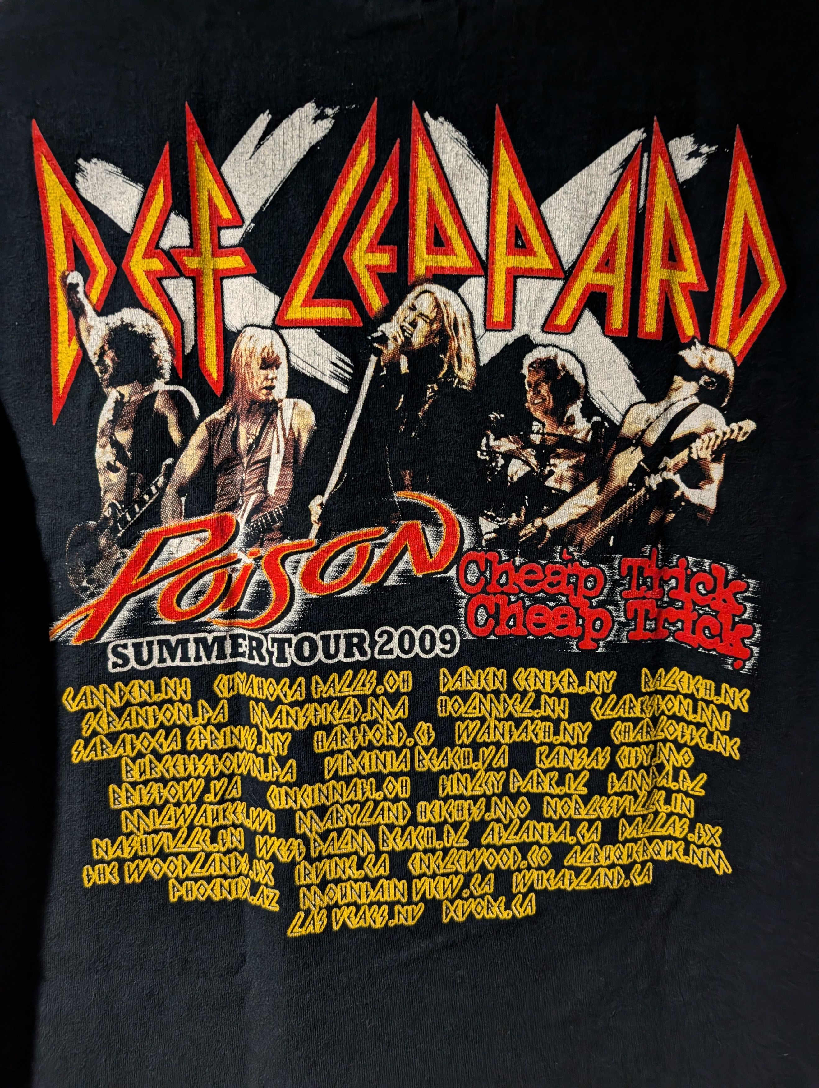 Band Tees Vtg Def Leppard Rock Band Graphic T-Shirt 2009 Streetwear Size US M / EU 48-50 / 2 - 5 Thumbnail