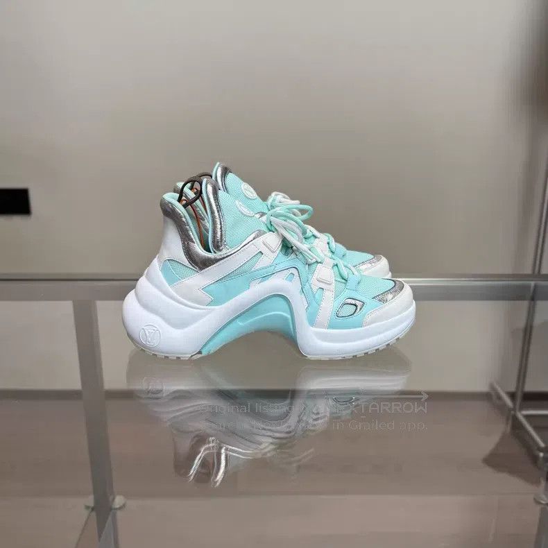 Louis Vuitton Louis Vuitton Archlight 1.0 Mint Green shoes Size US 8 / IT 38 - 2 Thumbnail
