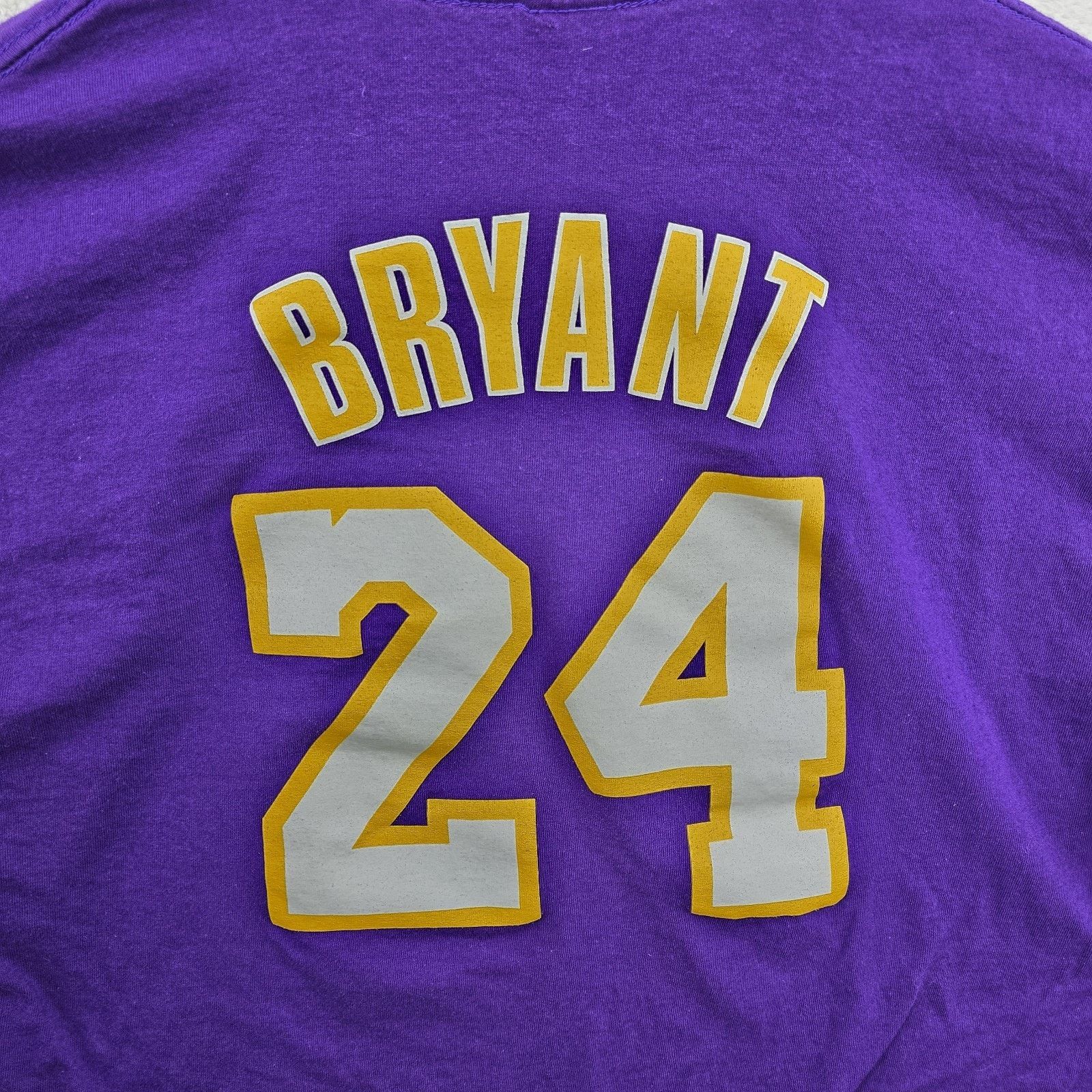 Gildan Los Angeles Lakers Kobe Bryant Shirt XL Purple Jersey Style Size US XL / EU 56 / 4 - 6 Thumbnail