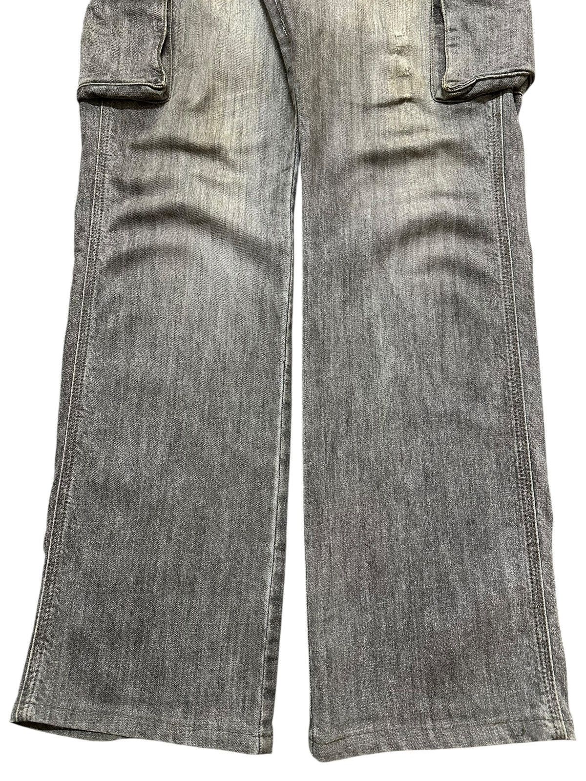 Japanese Brand Vintage Japanese Brand Mud Wash Faded Cargo Style Jeans Size US 34 / EU 50 - 4 Thumbnail