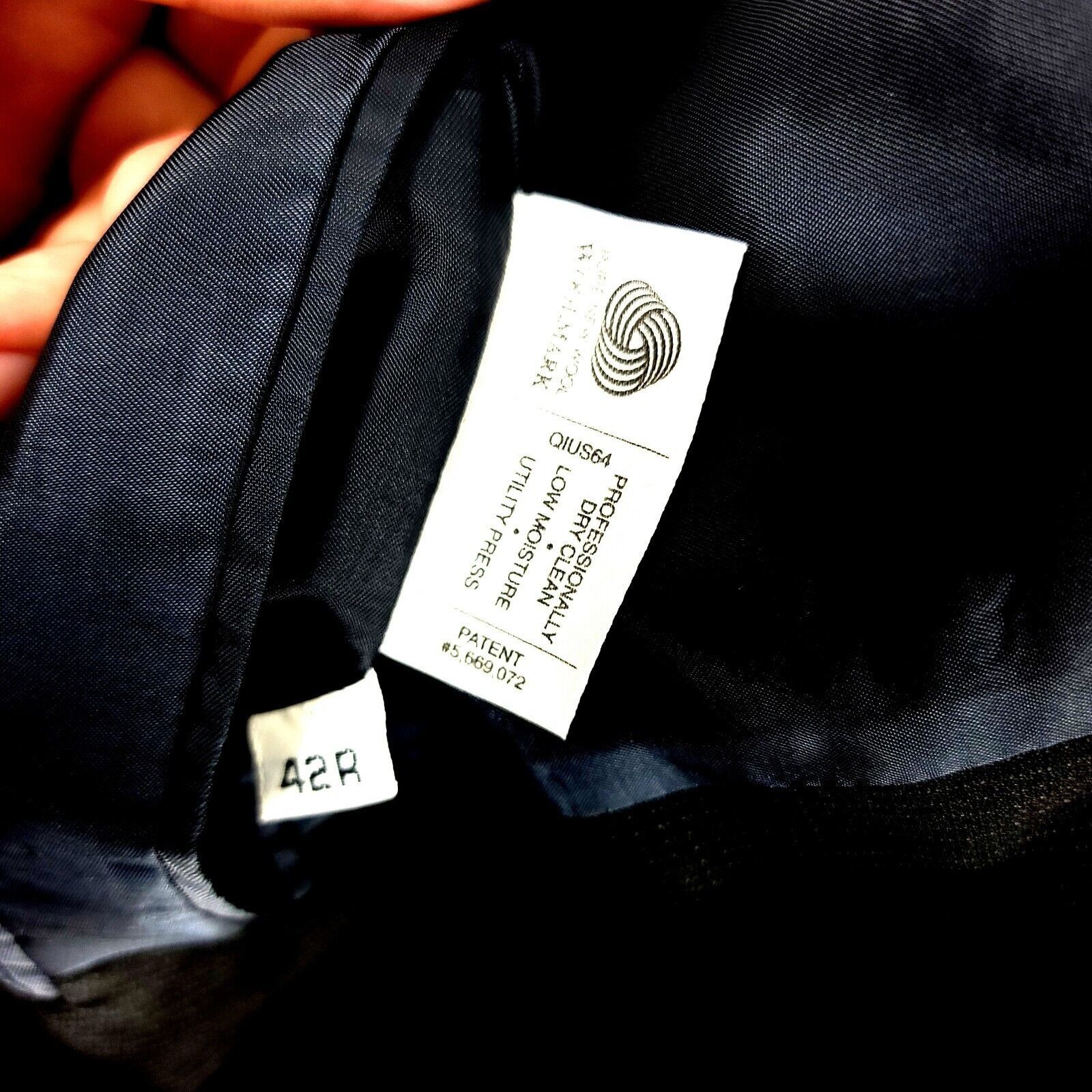 Hart Schaffner Marx Hart Schaffner Marx Wool 3 Button Suit Jacket 42R Black Stri Size 42R - 8 Thumbnail