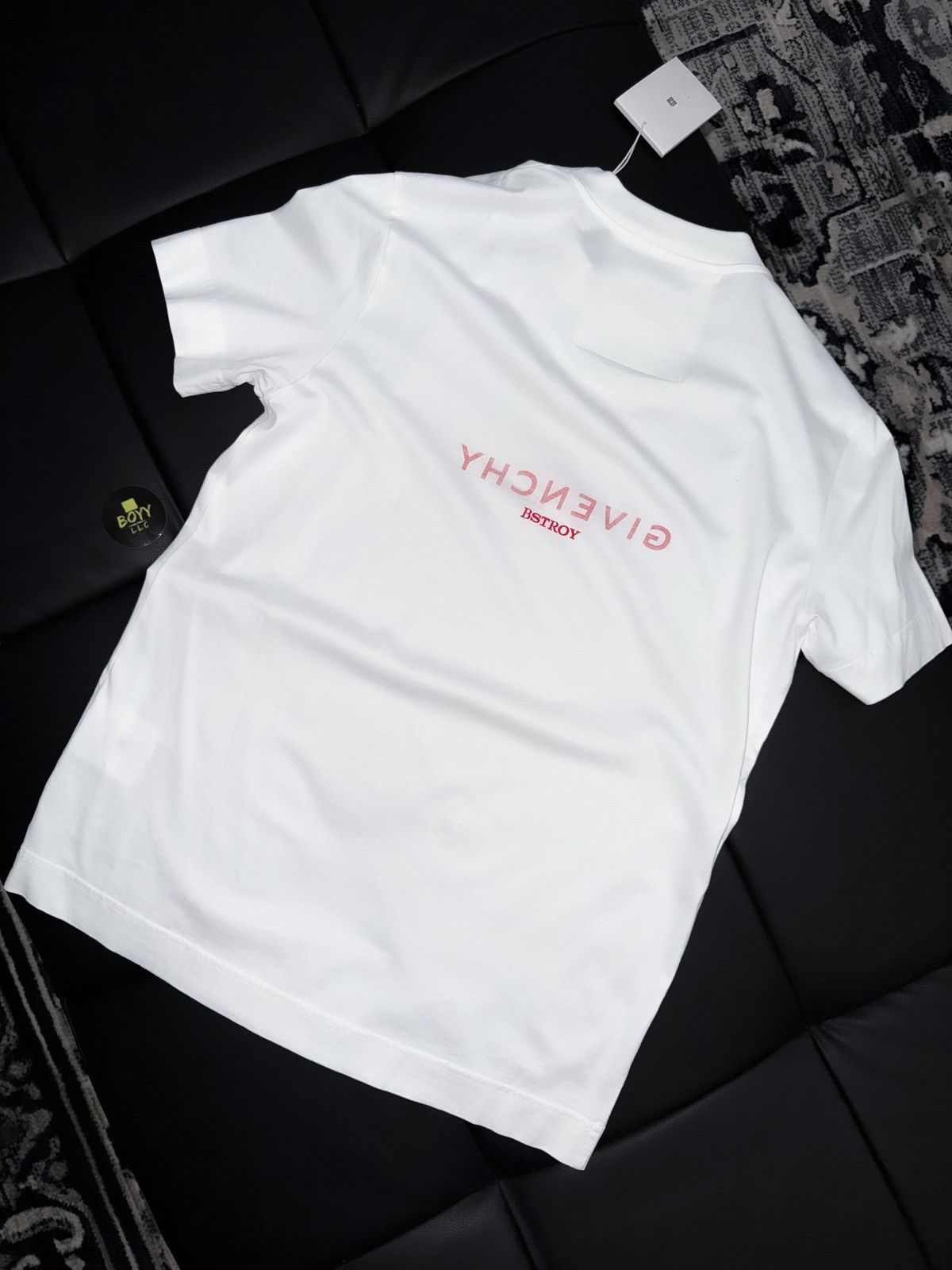 Givenchy Givenchy logo t shirt Size US L / EU 52-54 / 3 - 2 Thumbnail