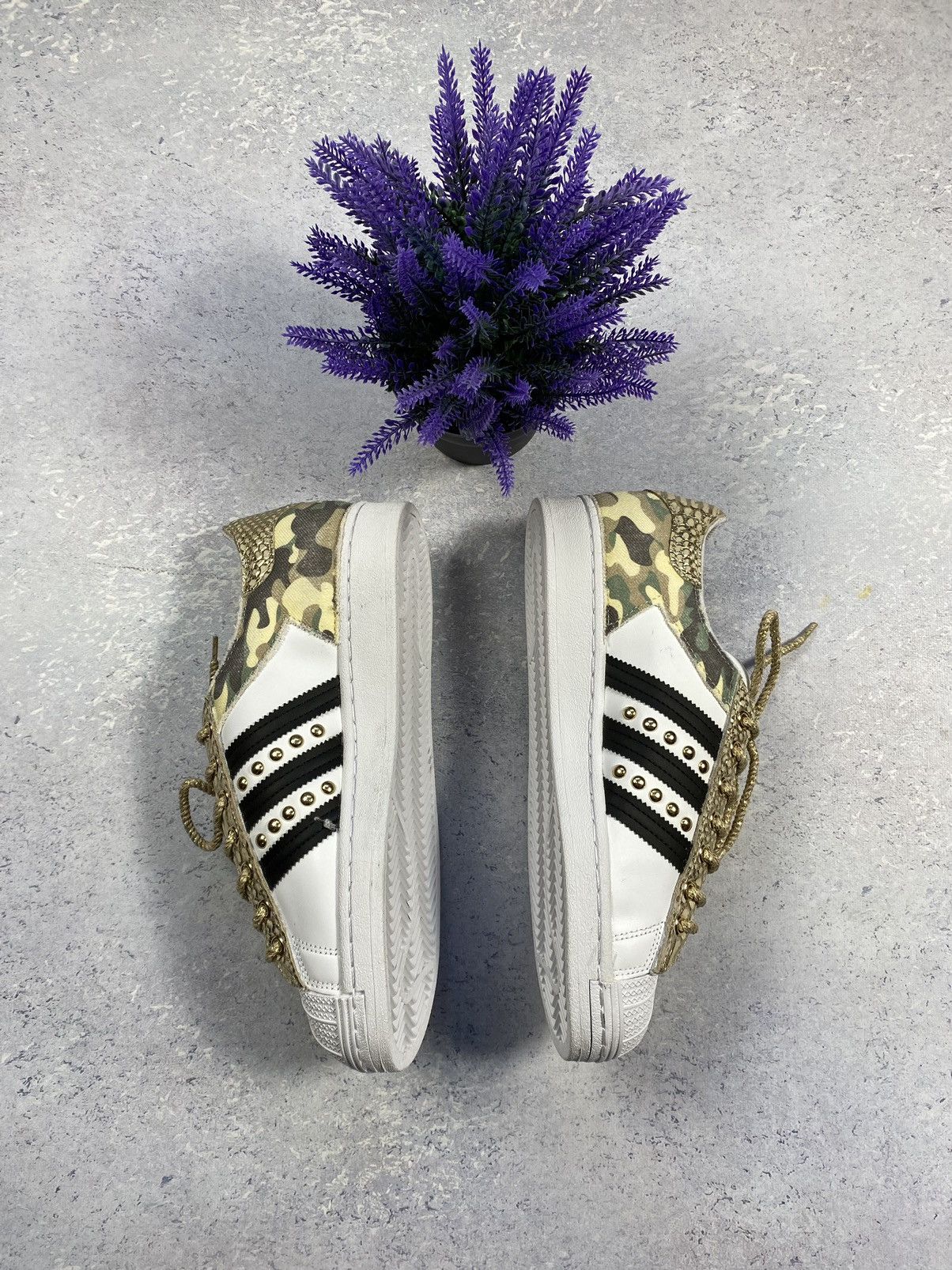 Adidas Very Rare Women’s Adidas Superstar Lady Camo Size US 8 1/2 Size US 12 / IT 42 - 4 Thumbnail