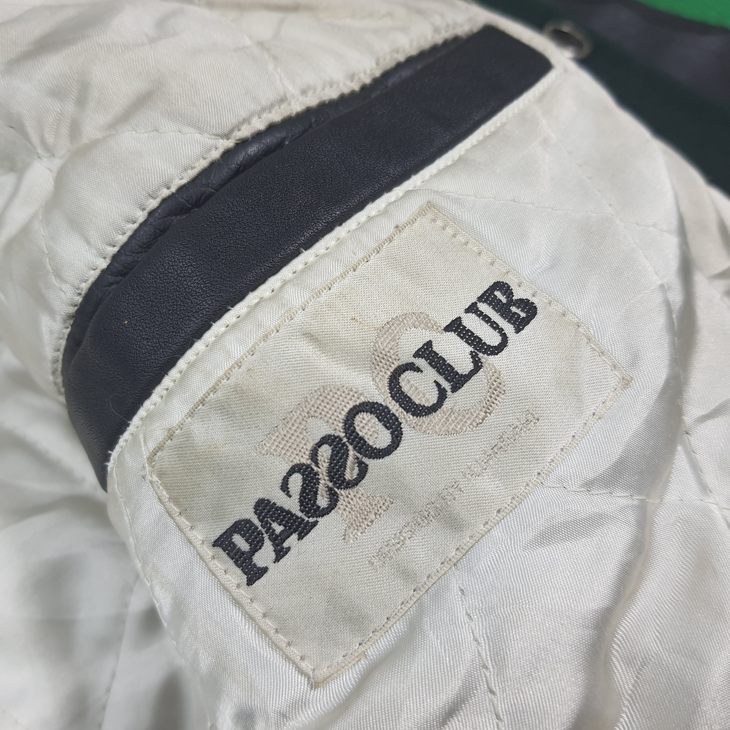 Japanese Brand Vintage 80s Pazzo Club Varsity Wool Leather Bomber C287N16 Size US L / EU 52-54 / 3 - 8 Thumbnail