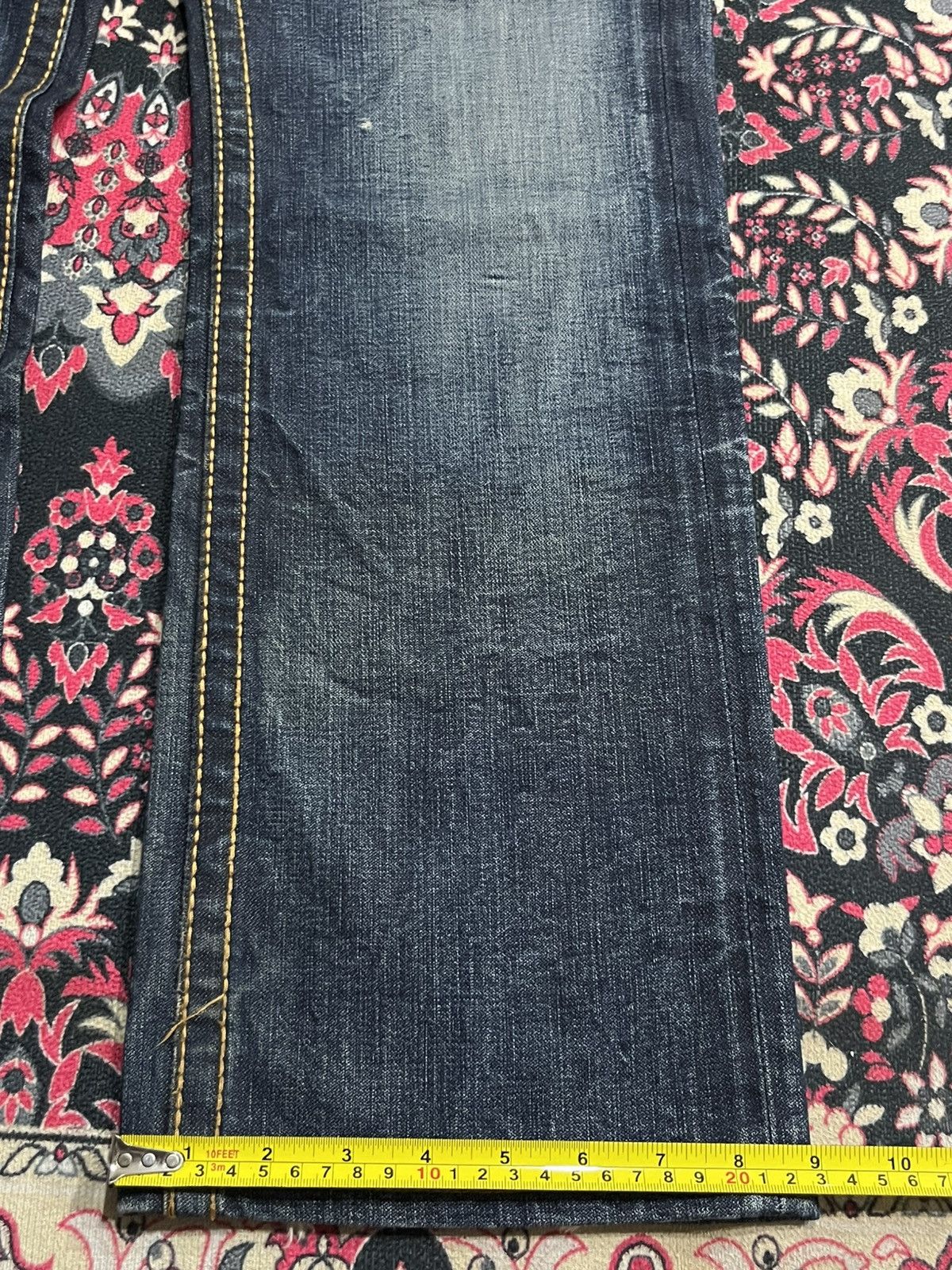 True Religion Vintage True Religion Dark Blue Distress Heavy Whisker Jeans Size US 30 / EU 46 - 15 Thumbnail