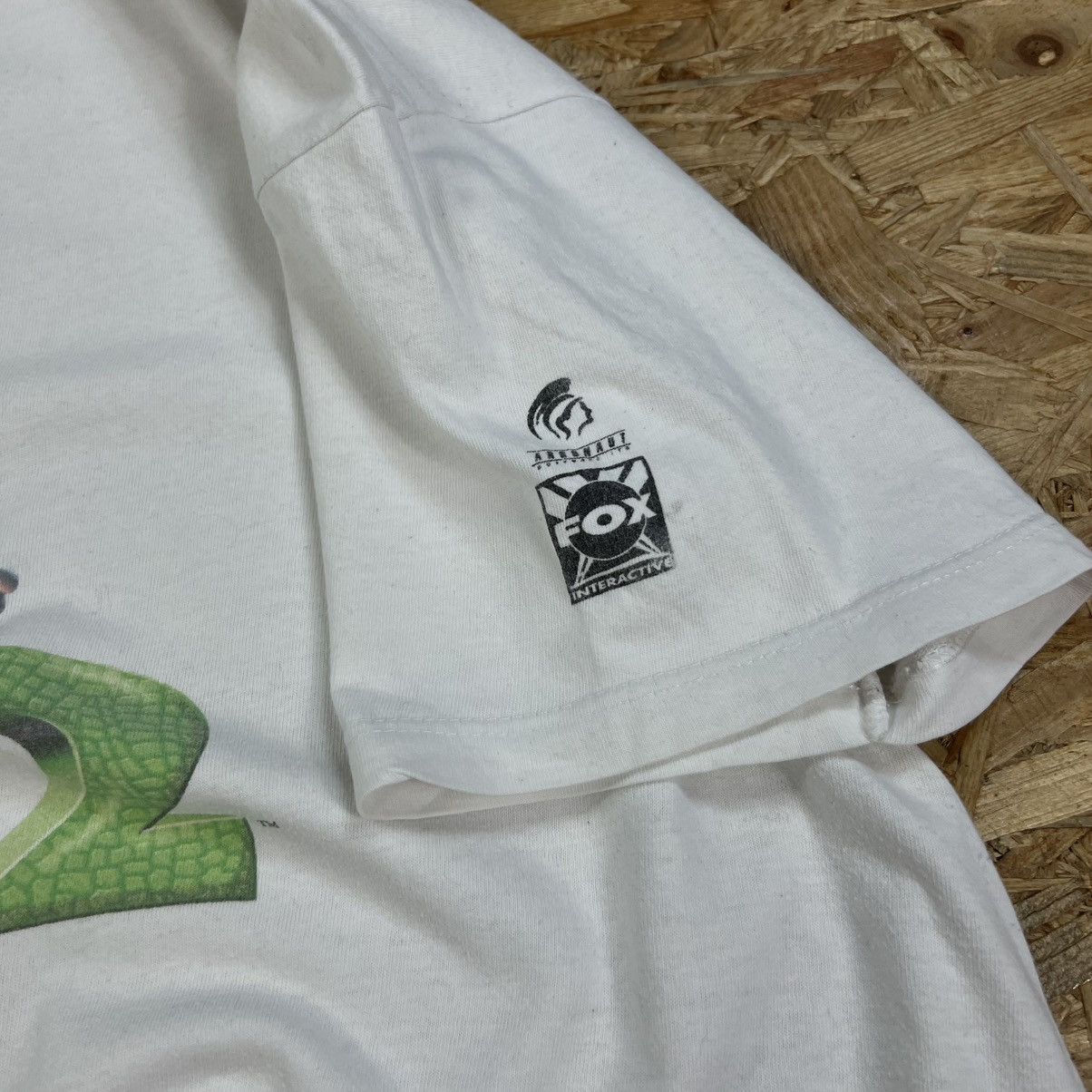 Other CROC 2 GAME T-SHIRT VINTAGE MOVIE 90S ARCHIVE VIDEO Size US L / EU 52-54 / 3 - 5 Thumbnail