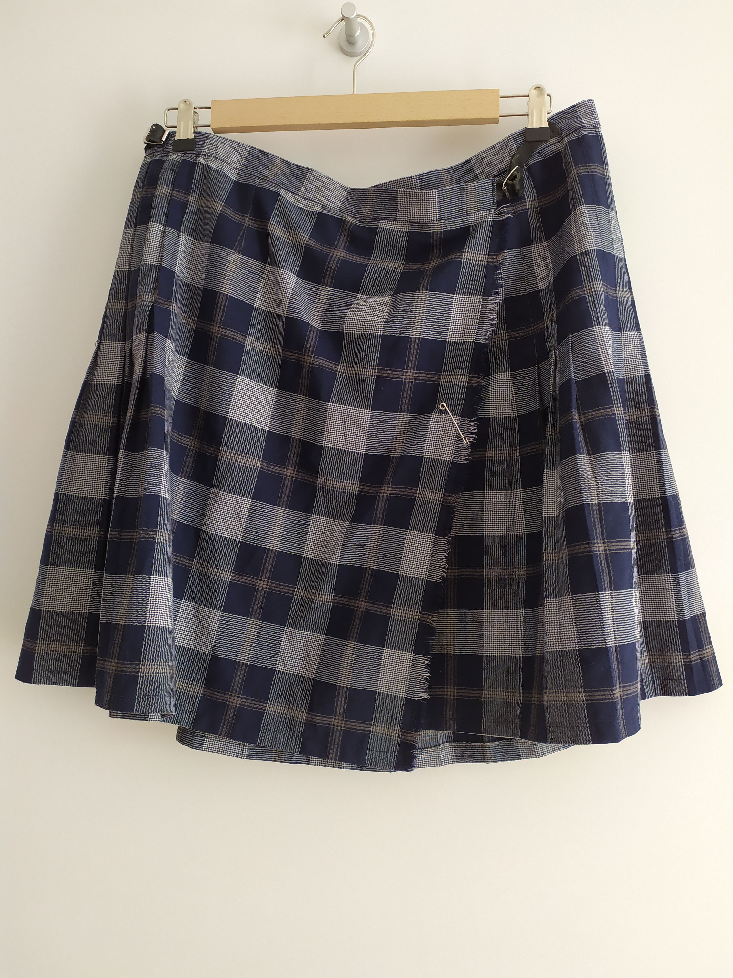 The Difference Scottish checkered kilt skirt size 40 L Brendella Size 28" / US 6 / IT 42 - 1 Thumbnail