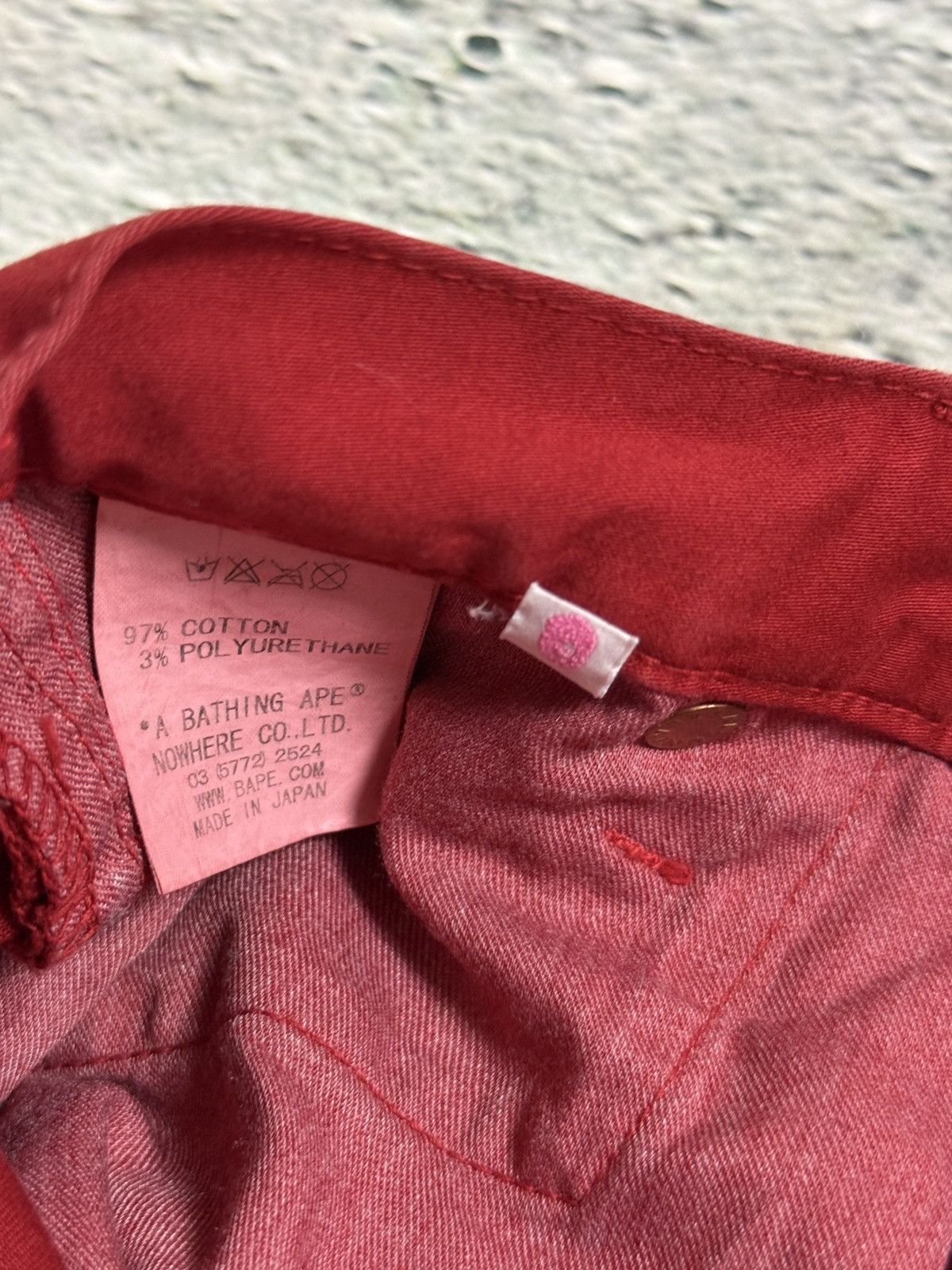 Bape Bape jeans red A Bathing Ape vintage Japanese pants Size 25" / US 0 / IT 36 - 6 Thumbnail