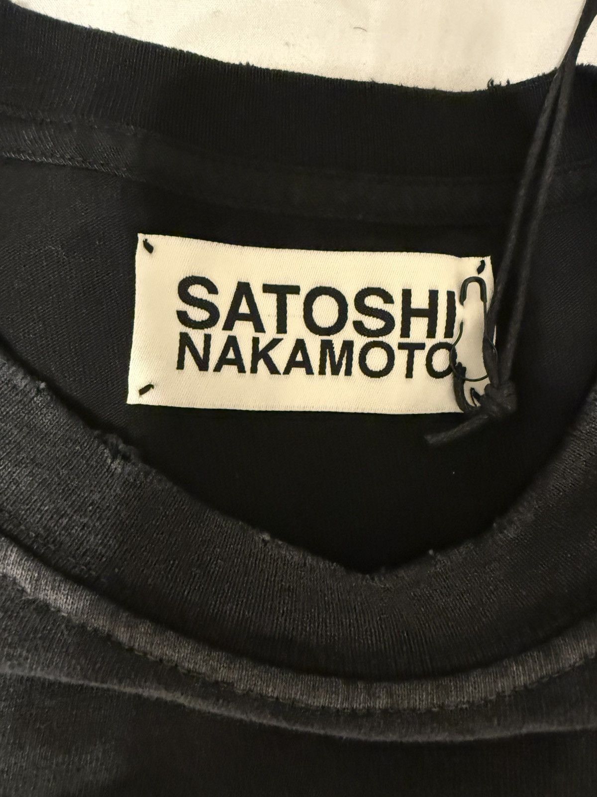 Satoshi Nakamoto Satoshi Nakamoto Explicit Codex Logo Tee size XXL New Size US XXL / EU 58 / 5 - 3 Thumbnail
