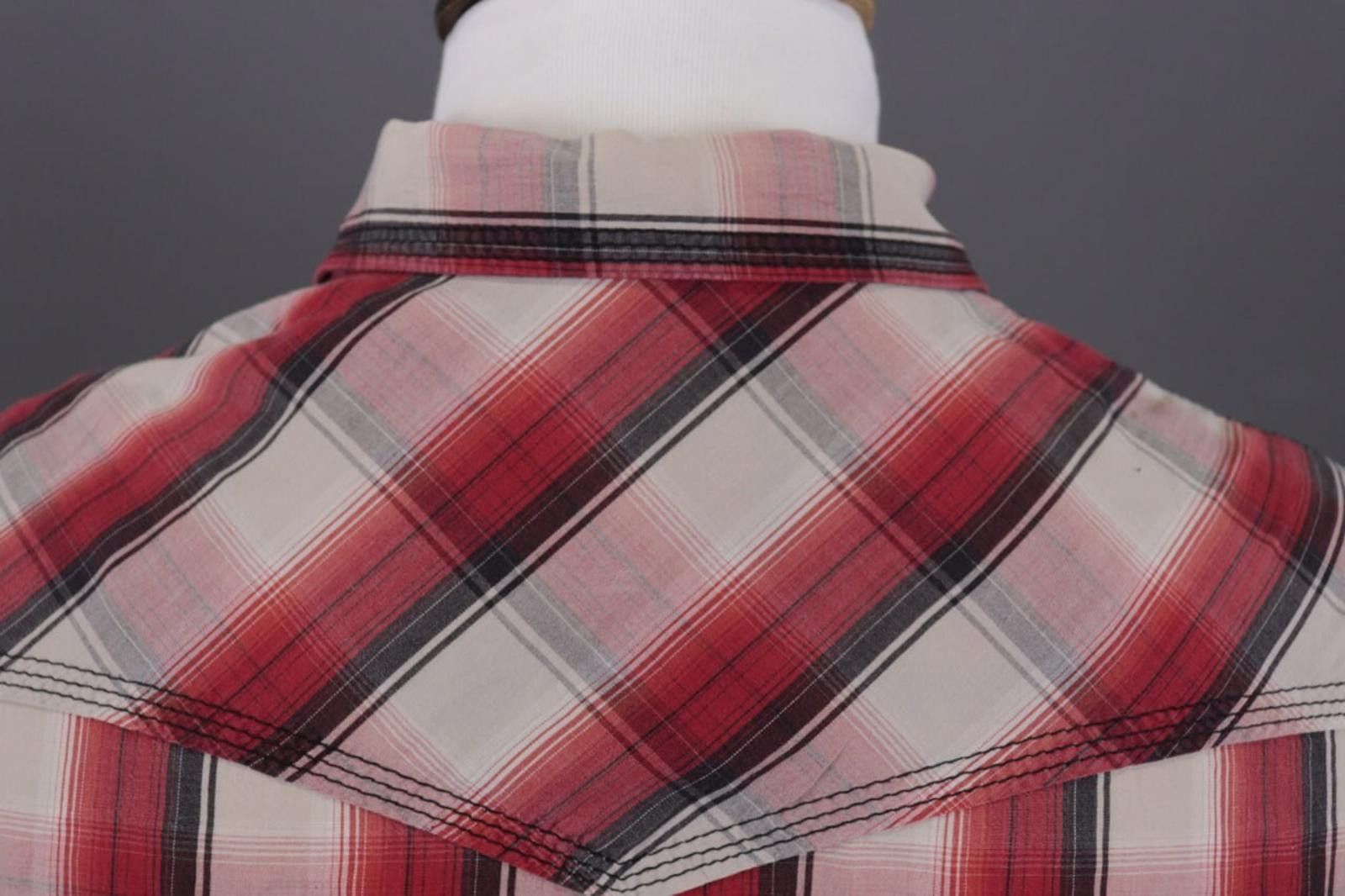 True Religion True Religion Multicolor Check Snap Pockets Shirt Size L Size US L / EU 52-54 / 3 - 10 Thumbnail