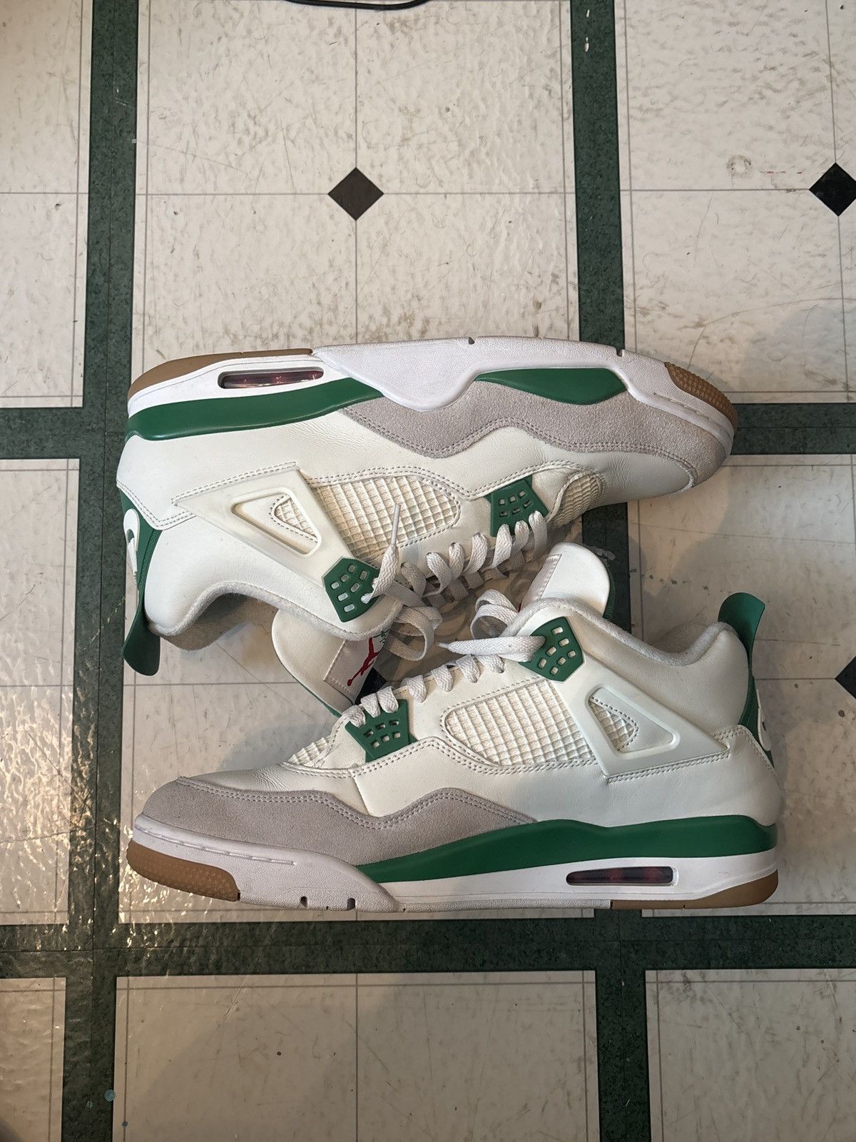 Jordan Brand Jordan 4 SB Pine Green Size US 15 / EU 48 - 2 Thumbnail
