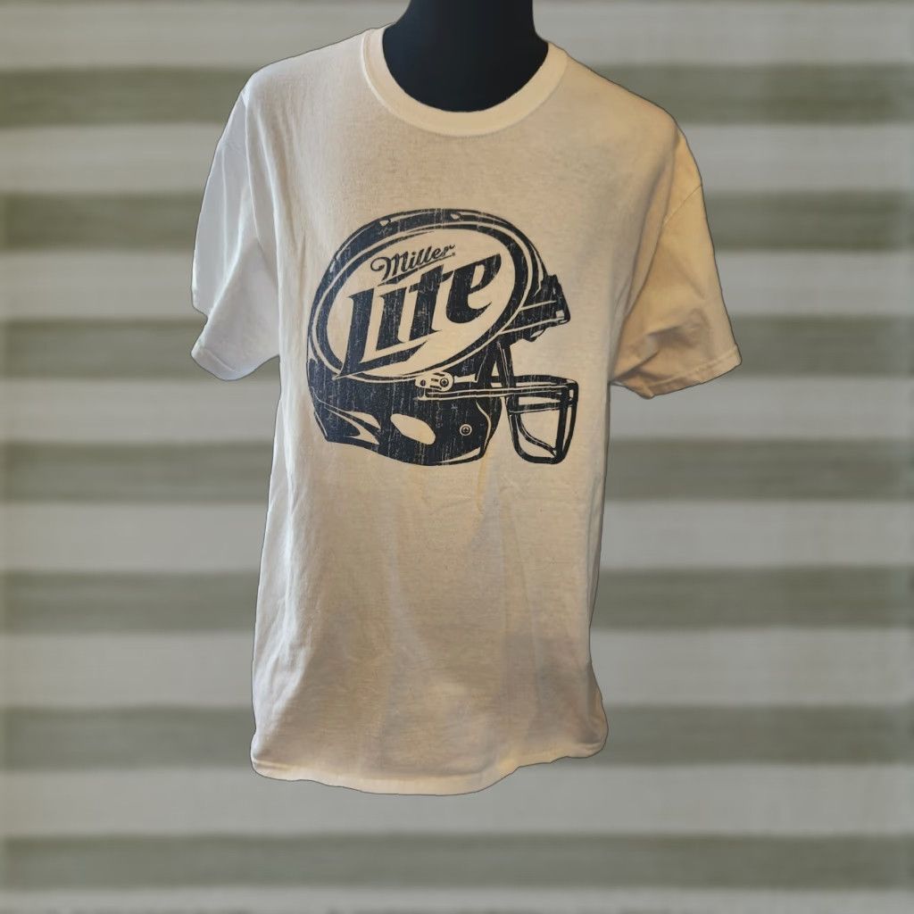 Gildan Miller Lite Beer Football Mens T-shirt XL Graphic Tee Short Sleeve White T-Shirt Mens XL White Graphic Print Beer Football Theme Size US XL / EU 56 / 4 - 1 Preview
