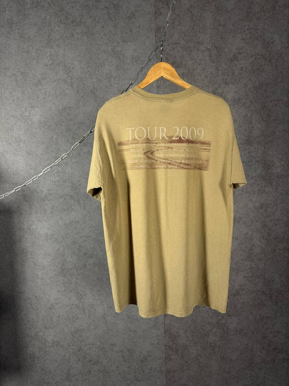 Band Tees Eagles 2009 rock band tour tee Size US L / EU 52-54 / 3 - 2 Thumbnail
