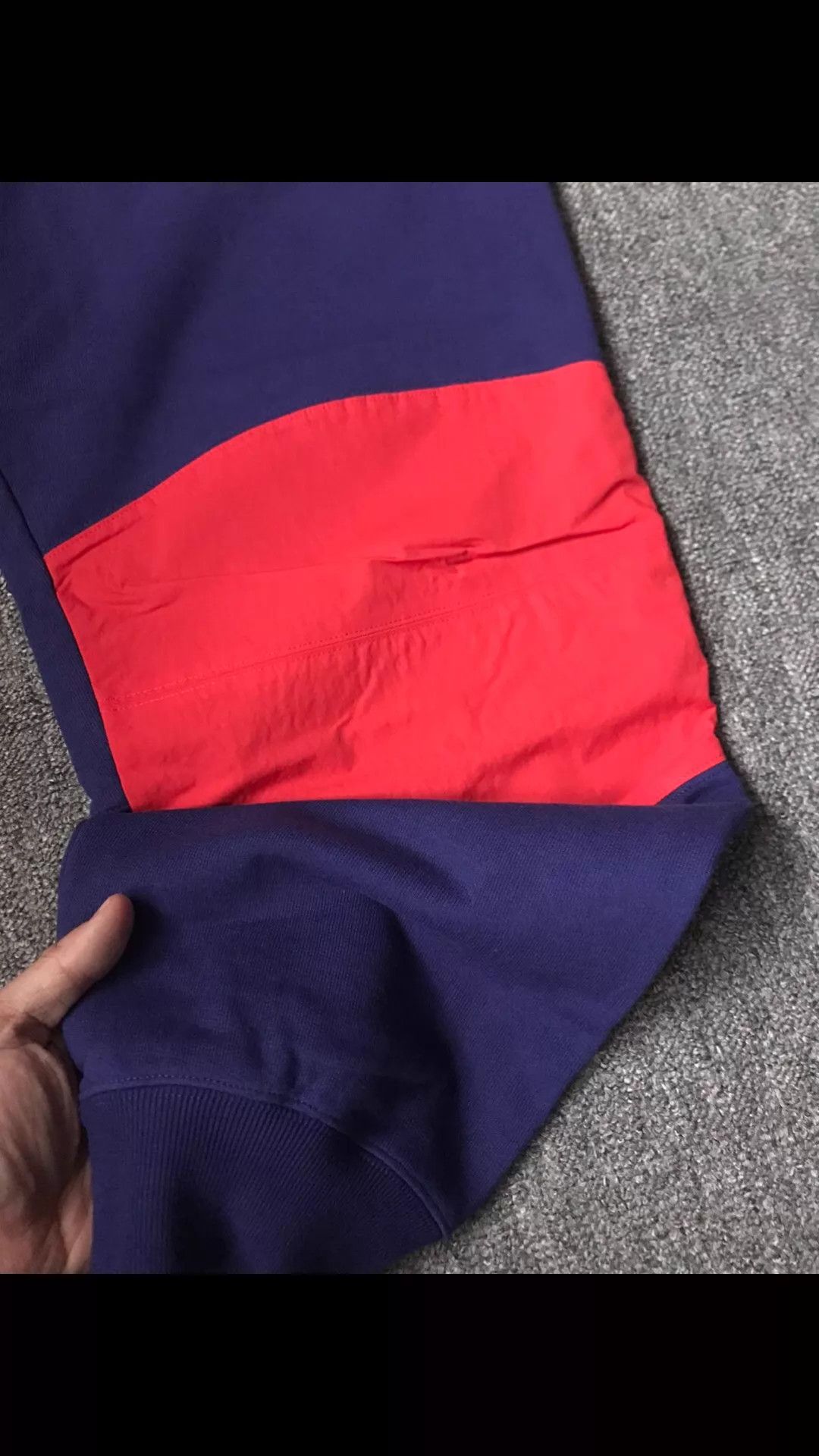 Gucci Gucci x TNF Blue Red Colorblock Sweatpants L Size 28" / US 6 / IT 42 - 3 Thumbnail