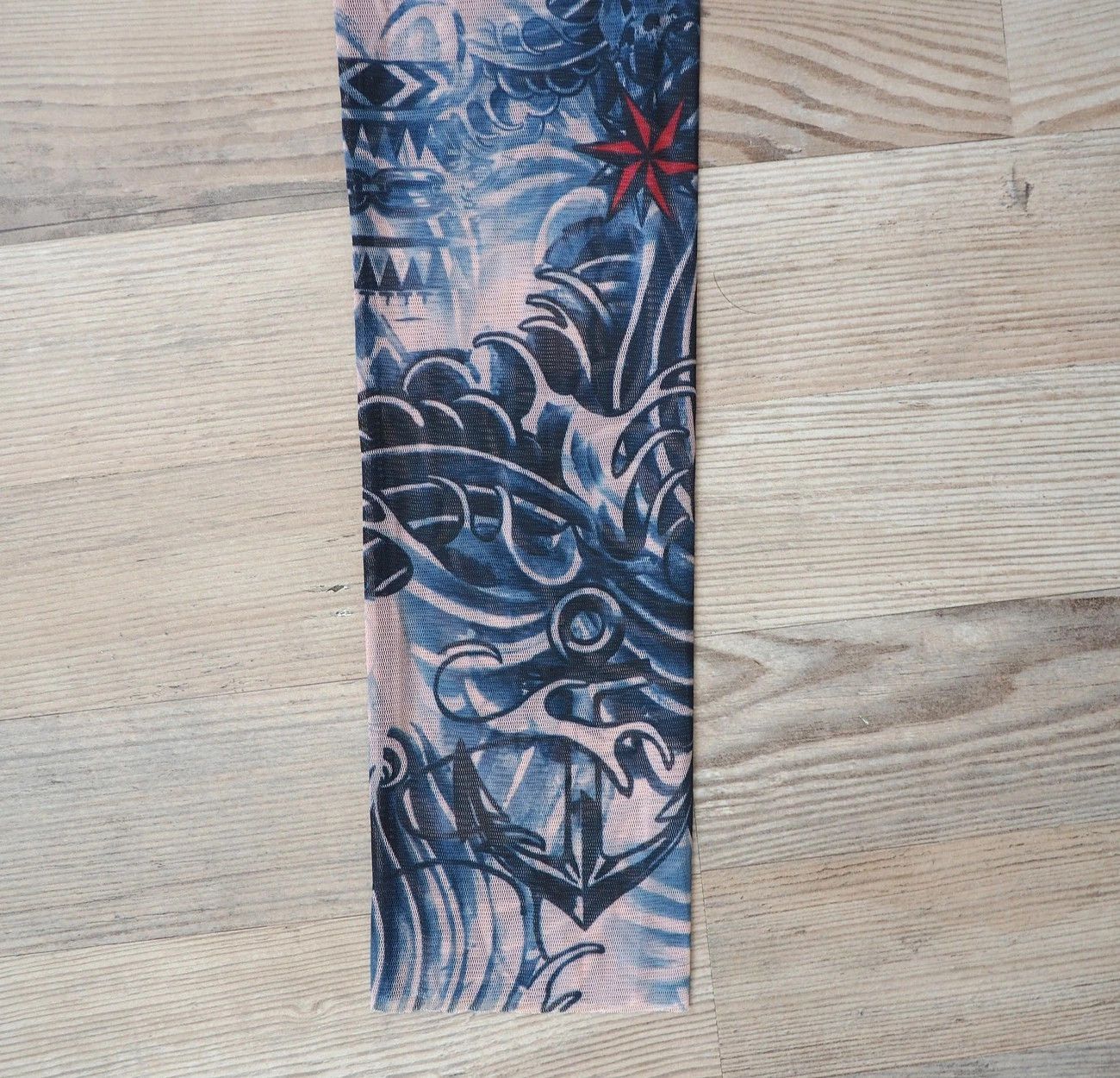 Jean Paul Gaultier Jean Paul Gaultier x Lindex mesh tattoo y2k leggings grunge Size 27" / US 4 / IT 40 - 5 Thumbnail