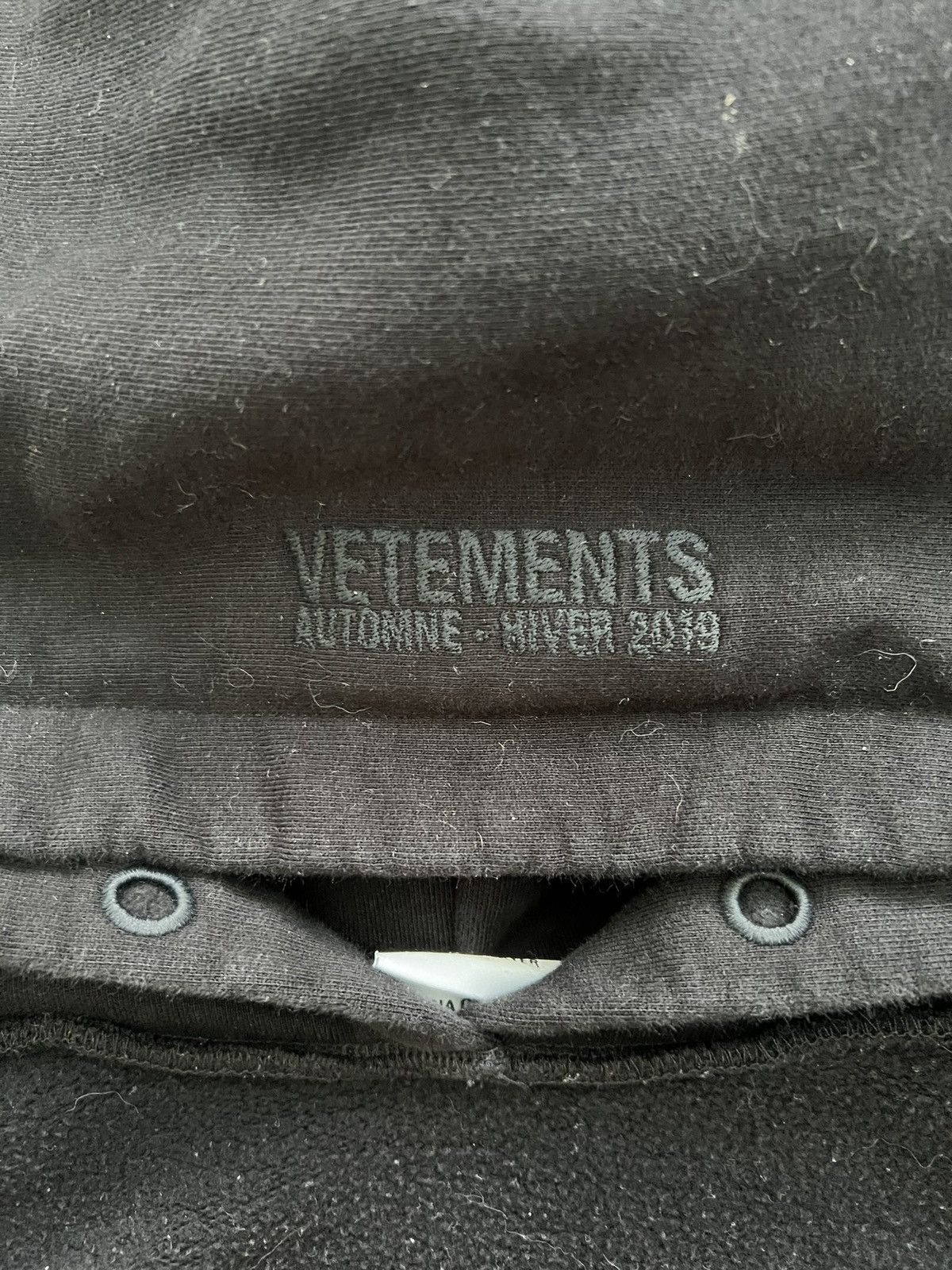 Vetements Vetements AW19 Inside Out "Shark" Hoodie Size US XS / EU 42 / 0 - 5 Thumbnail