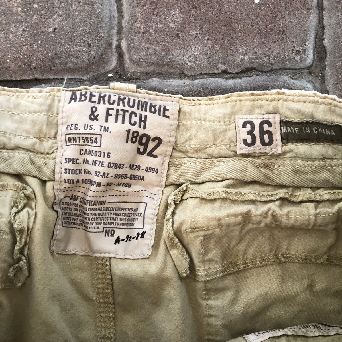 Abercrombie & Fitch Abercrombie & Fitch Cargo Mens 36 Khaki Military Y2K Baggy Size US 36 / EU 52 - 8 Thumbnail