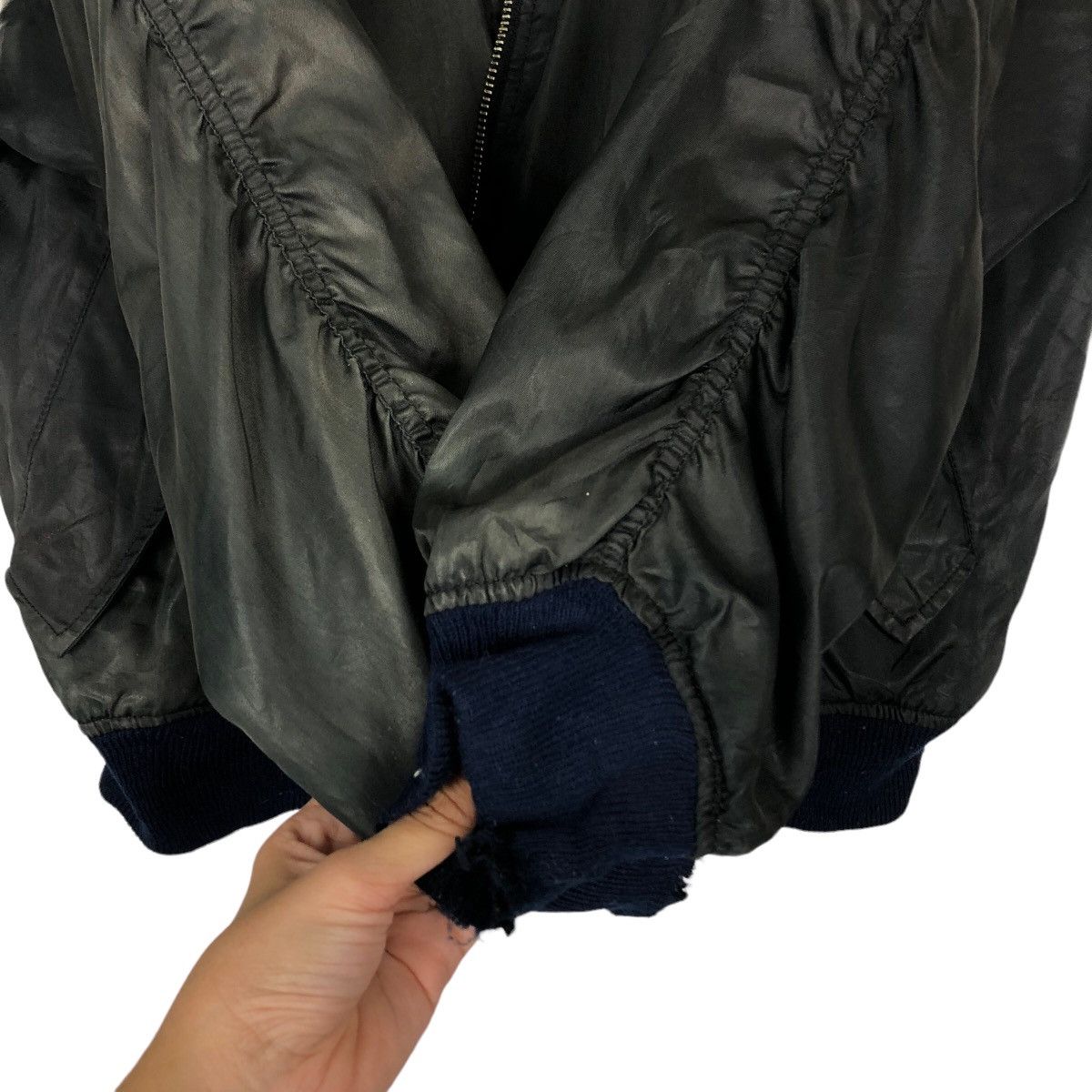 Japanese Brand 🔥90’s Vtg Riot Riot Bomber Jacket USN Big Logo Military Size US M / EU 48-50 / 2 - 13 Thumbnail