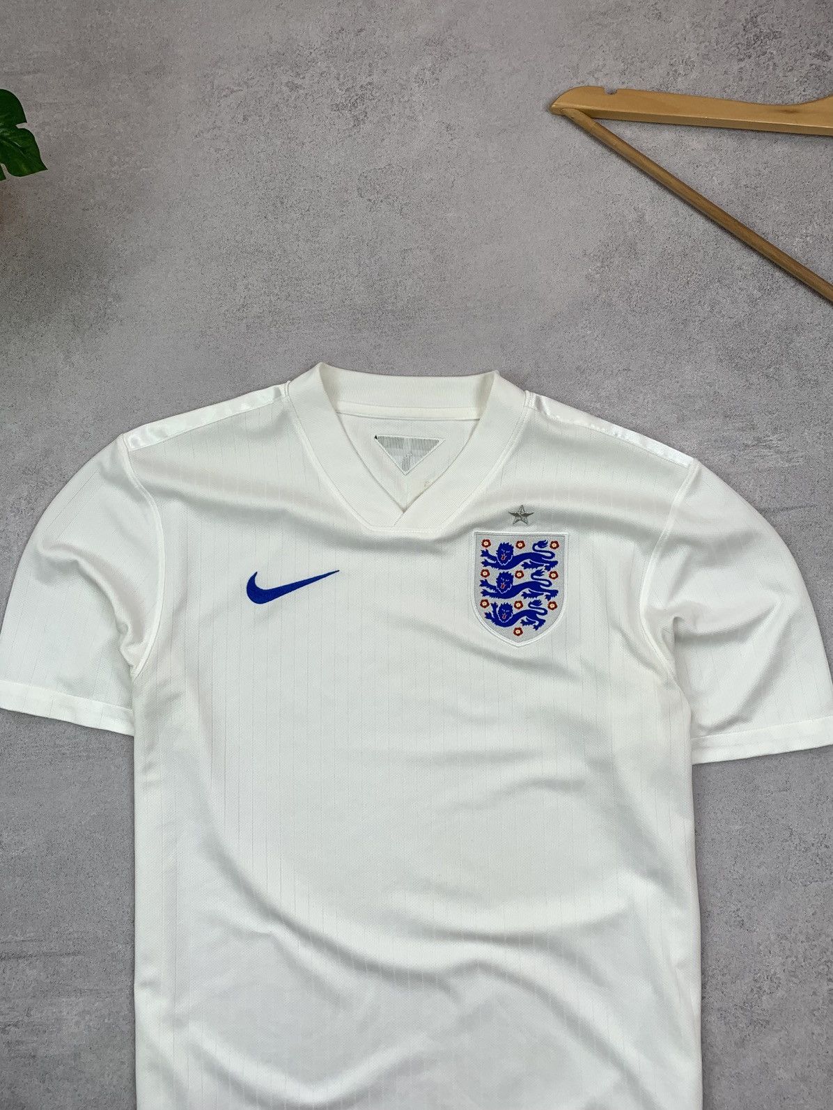 Nike Nike England 2014-2015 Home Shirt Soccer Jersey Size S Size US S / EU 44-46 / 1 - 2 Thumbnail