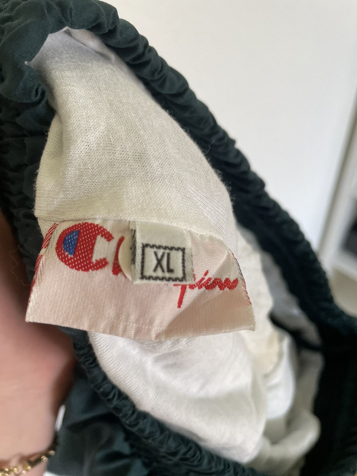 Champion vintage champion trackpants Size US 37 - 4 Thumbnail