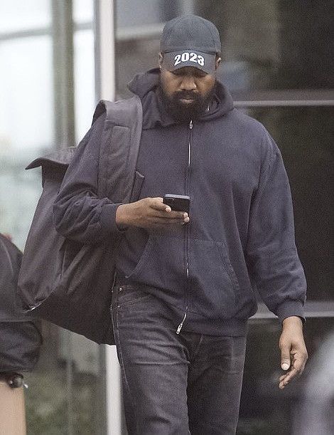 Russell Athletic ▪️Vintage Russell Athletic style Blank zip Hoodie Kanye vibe Size US XL / EU 56 / 4 - 1 Thumbnail