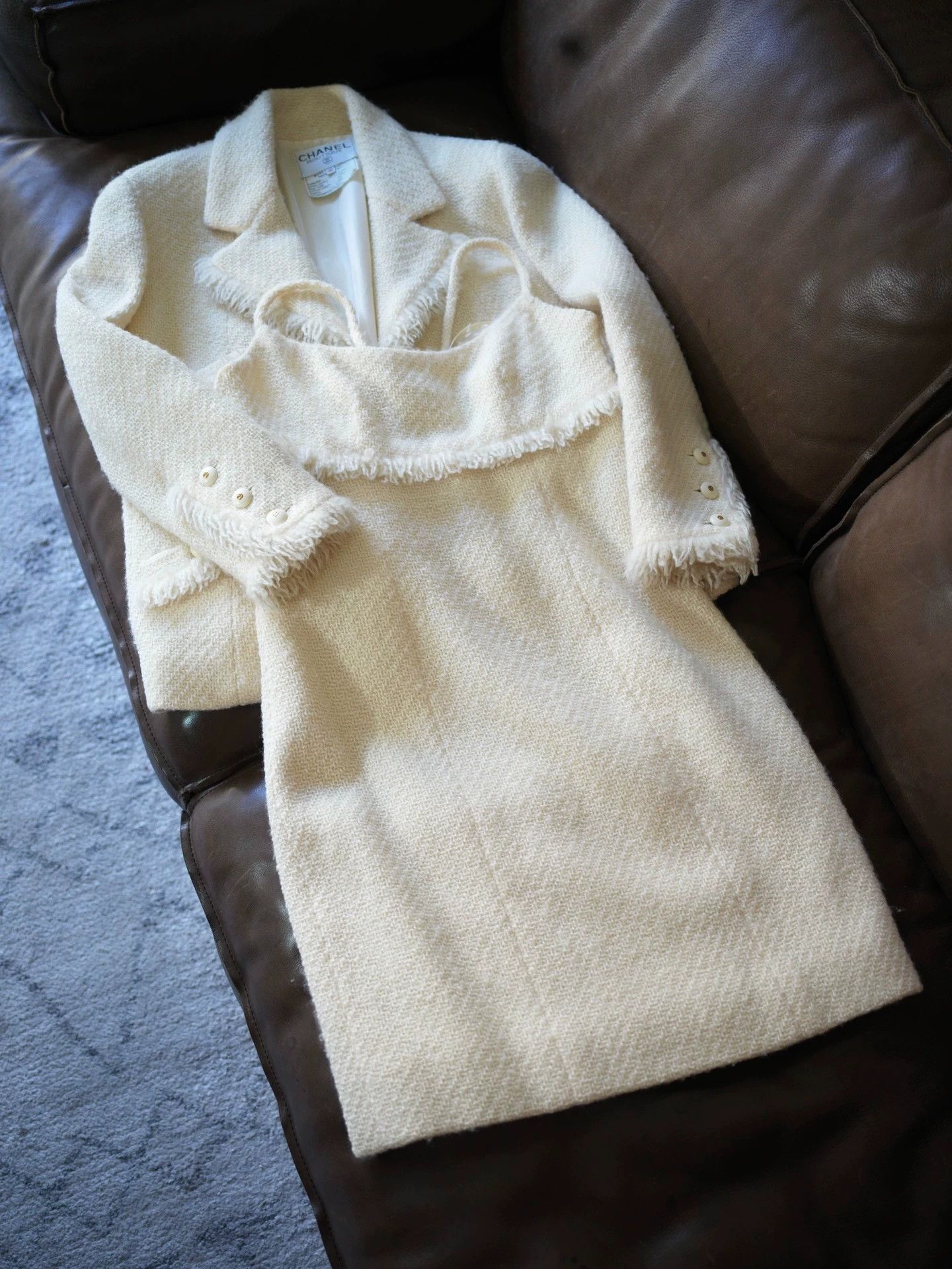 Chanel CHANEL 1992 Runway Wool Tweed Two-Piece Set 40 Size M / US 6-8 / IT 42-44 - 4 Thumbnail