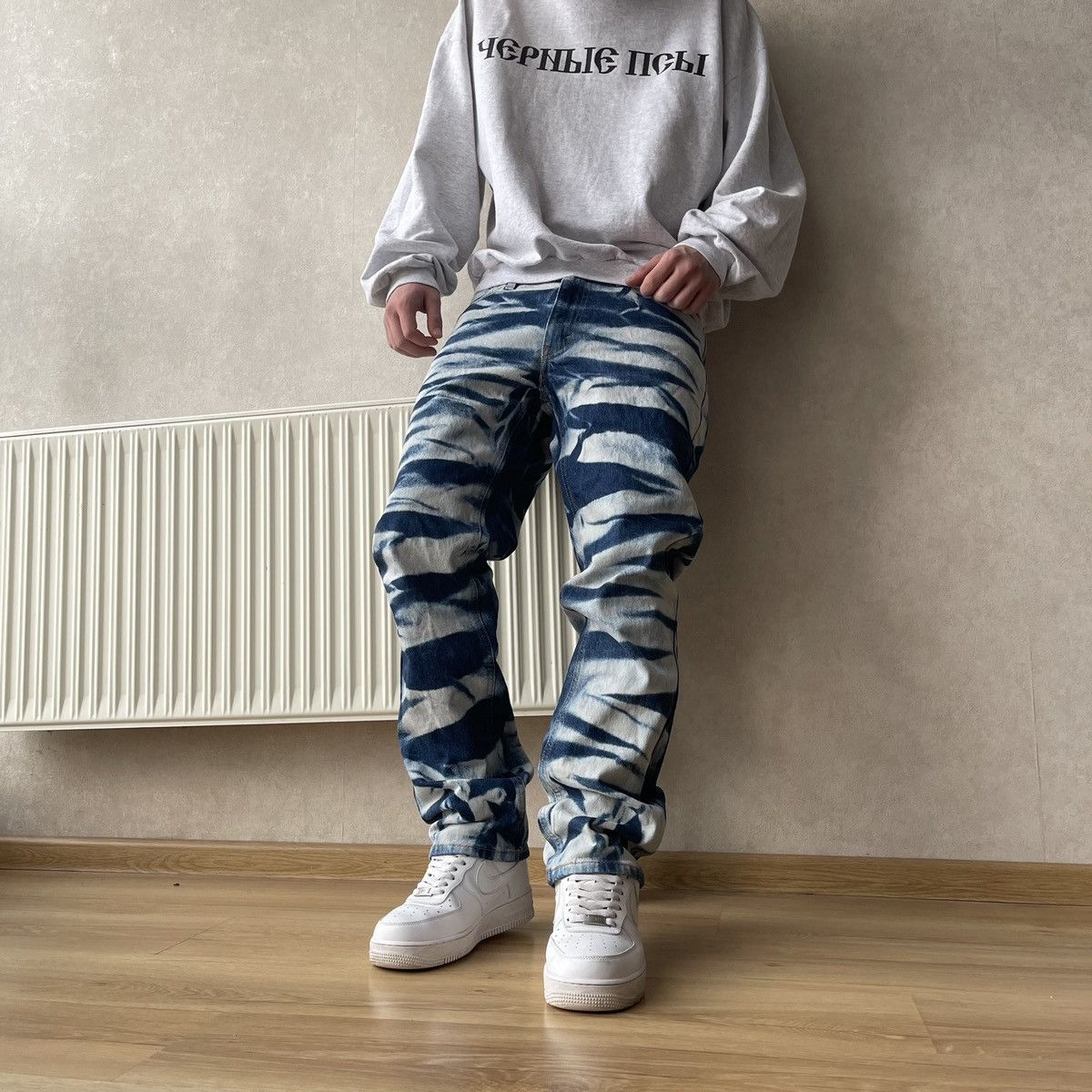 Levi's LEVI'S 541 Athletic Taper Acid Wash Bleached Tiger Denim Size US 32 / EU 48 - 1 Thumbnail