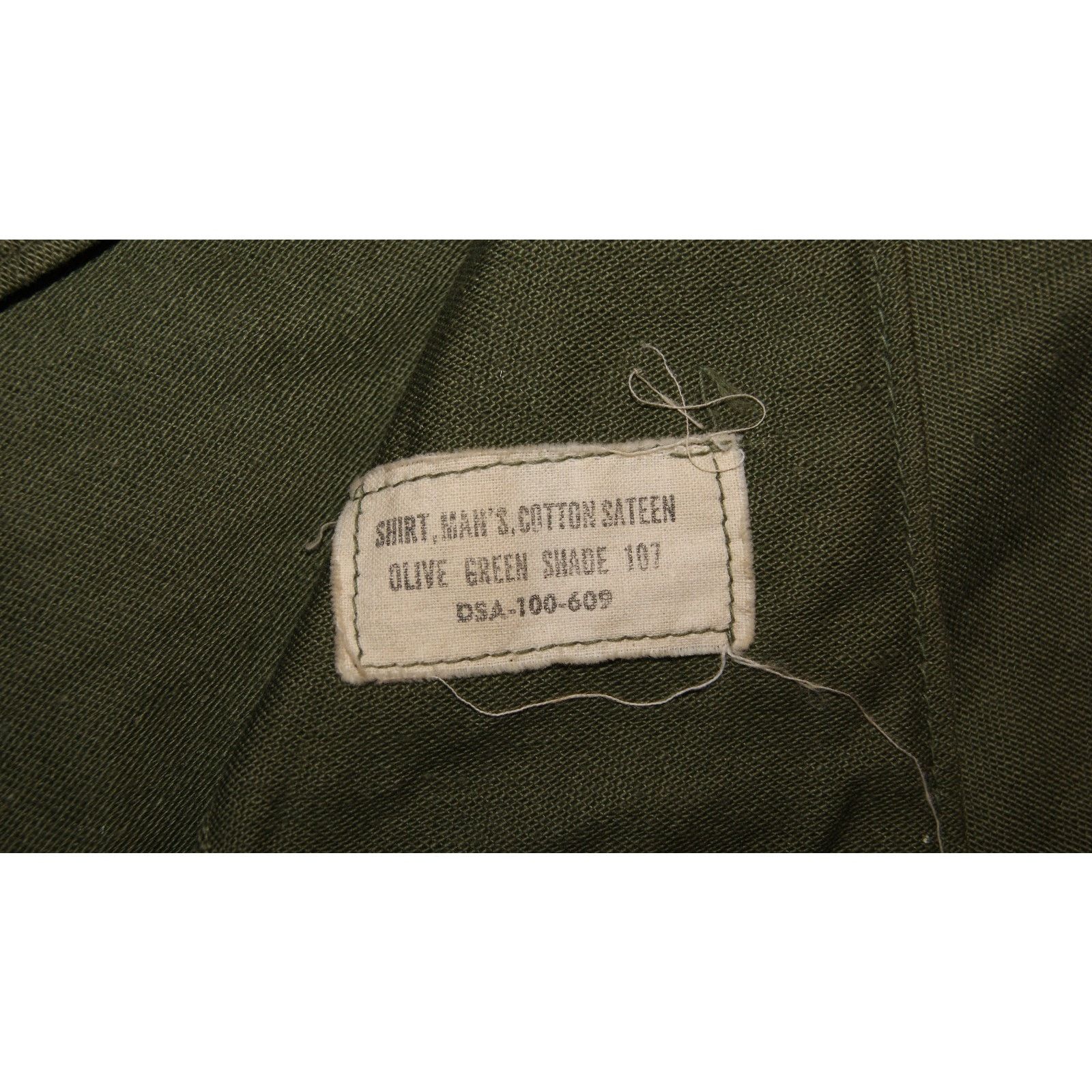 Vintage VTG US Army Olive Green Long Sleeve L Shirt DSA-100-609, OG Size US L / EU 52-54 / 3 - 5 Thumbnail