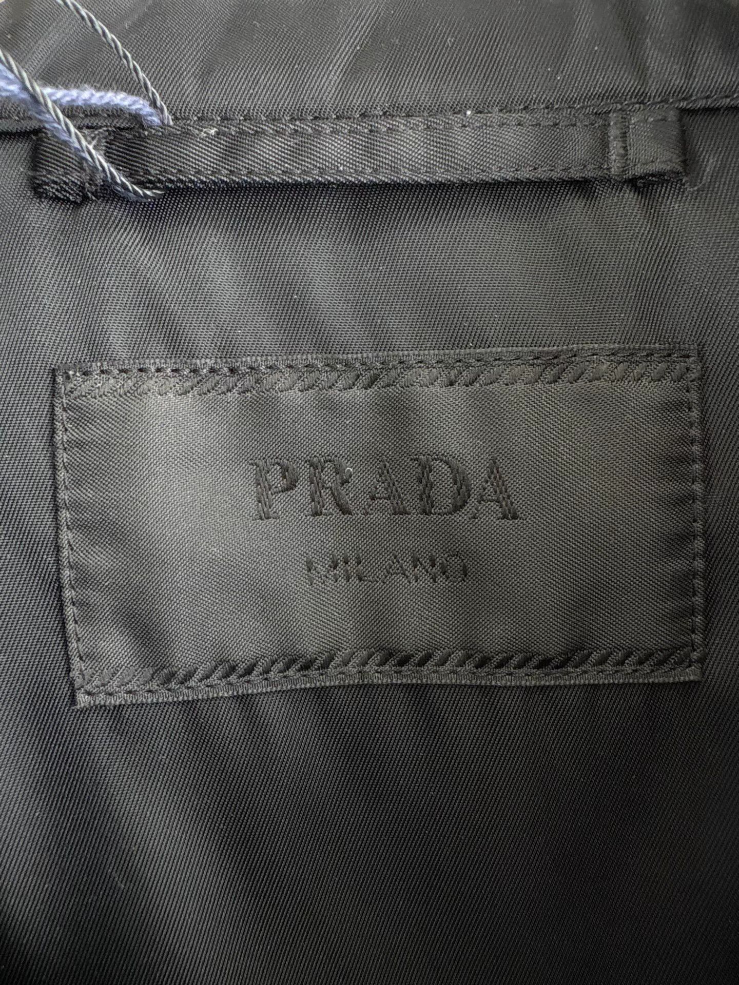 Prada PRADA Triangle Logo Nylon Jacket K1 Size US L / EU 52-54 / 3 - 4 Thumbnail