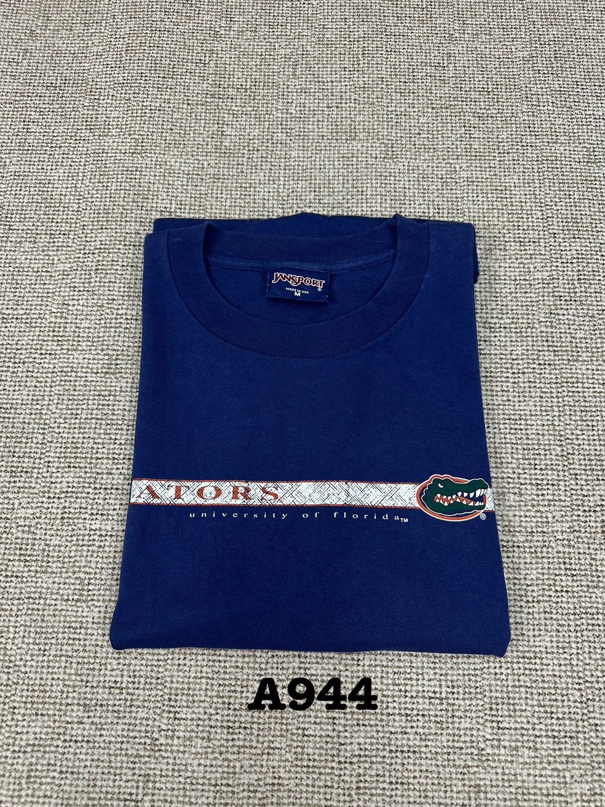 Jansport Vintage Jansport Gators University of Florida Tshirt A944 Size US M / EU 48-50 / 2 - 10 Thumbnail