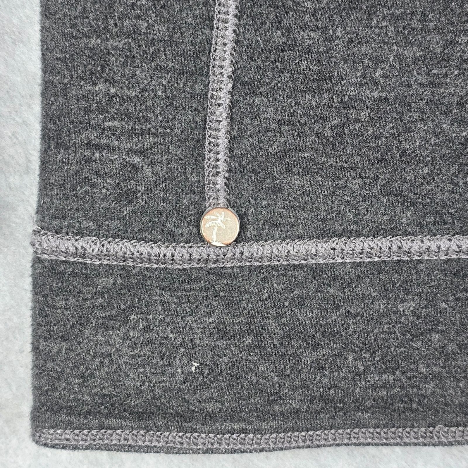 Tommy Bahama Tommy Bahama Lg Reversible 1/4 Zip Pullover Sweatshirt Gray Size US L / EU 52-54 / 3 - 9 Thumbnail