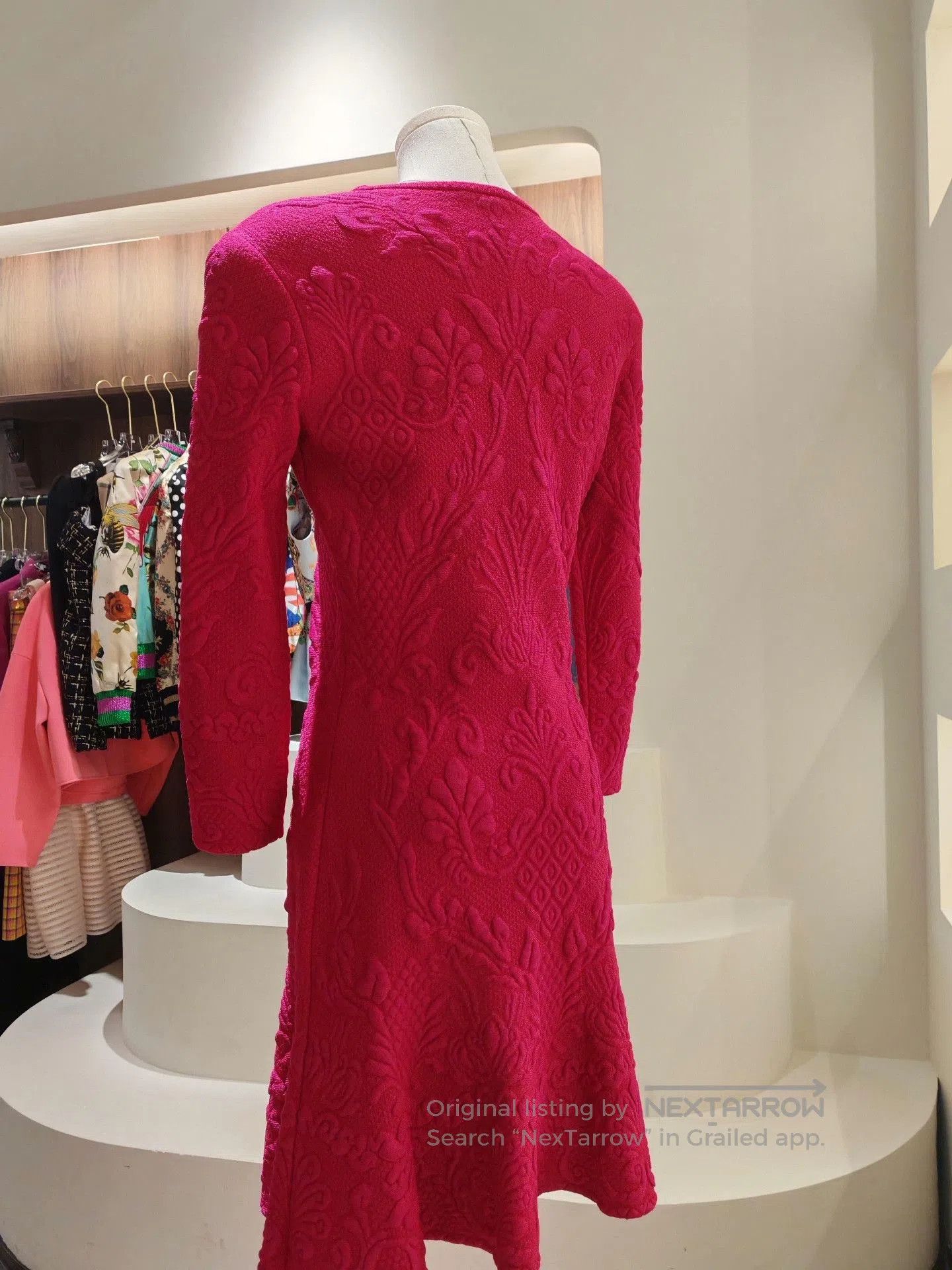 Alexander McQueen Alexander McQueen Pink 3D Floral Dress. Size S / US 4 / IT 40 - 2 Thumbnail